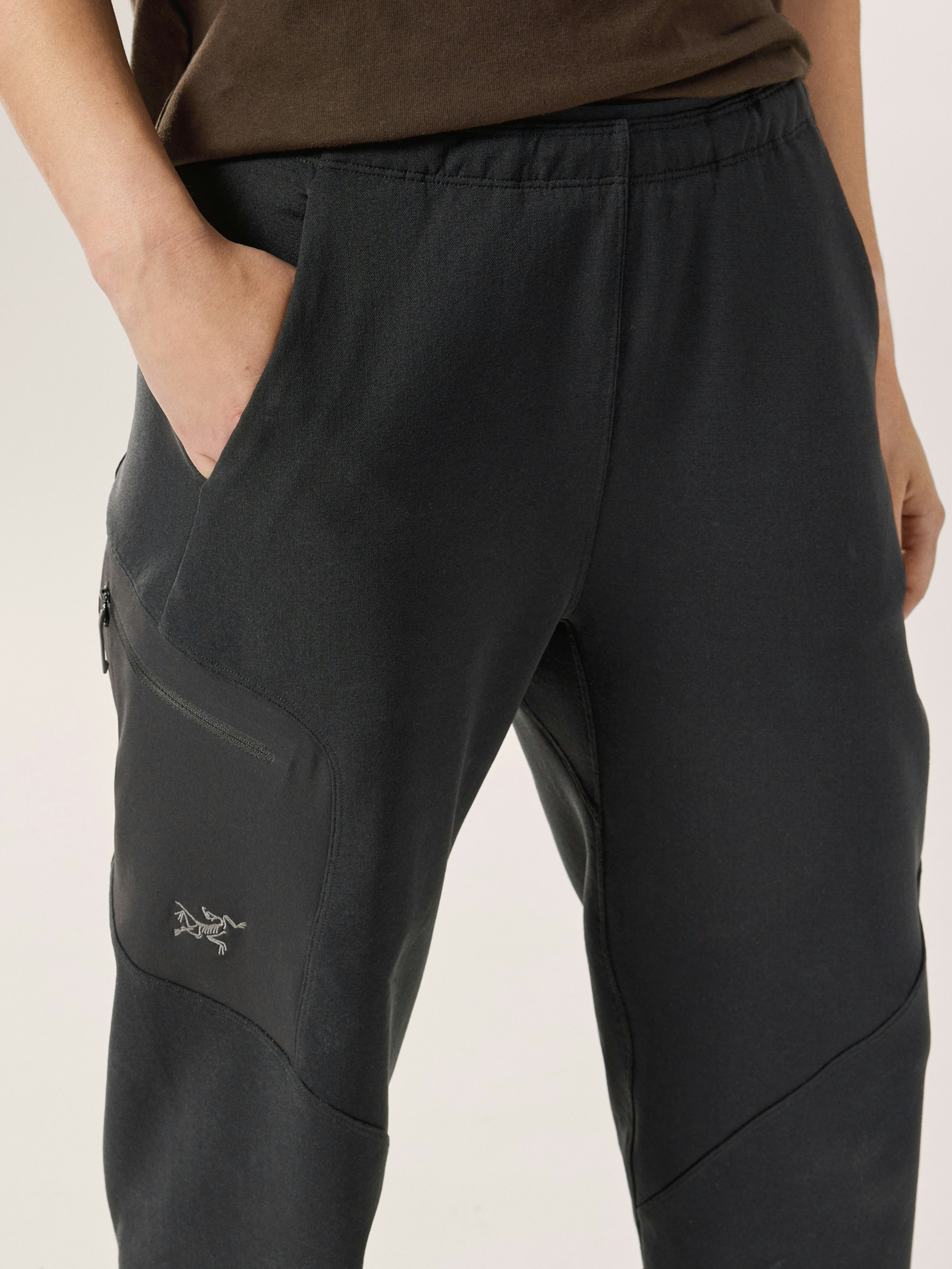 Aestas Jogger Women's