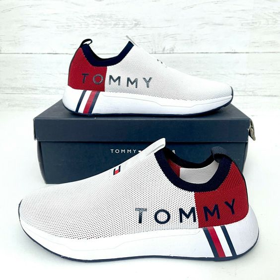 2025 new breathable sports shoes