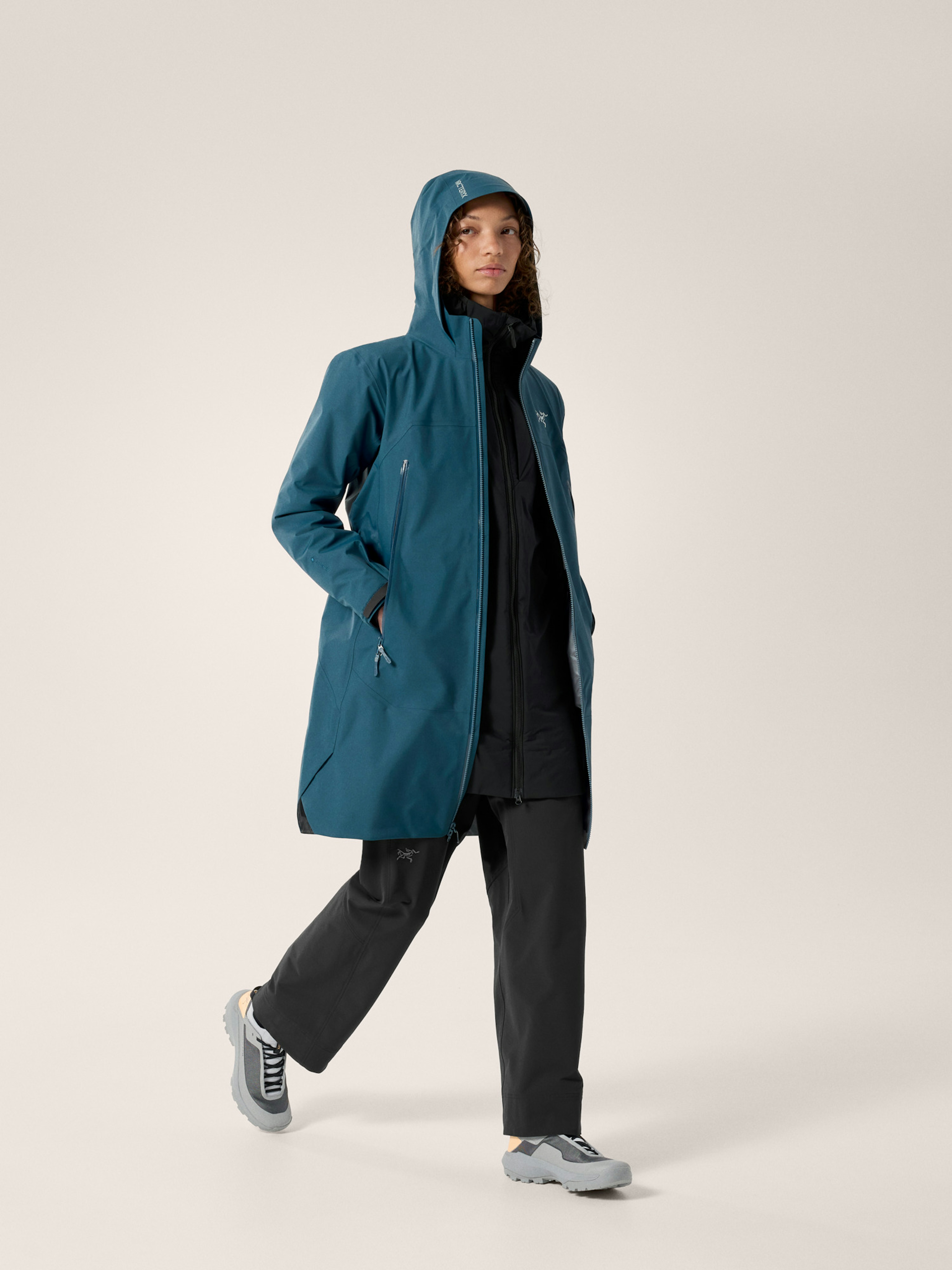 Beta Coat Women's