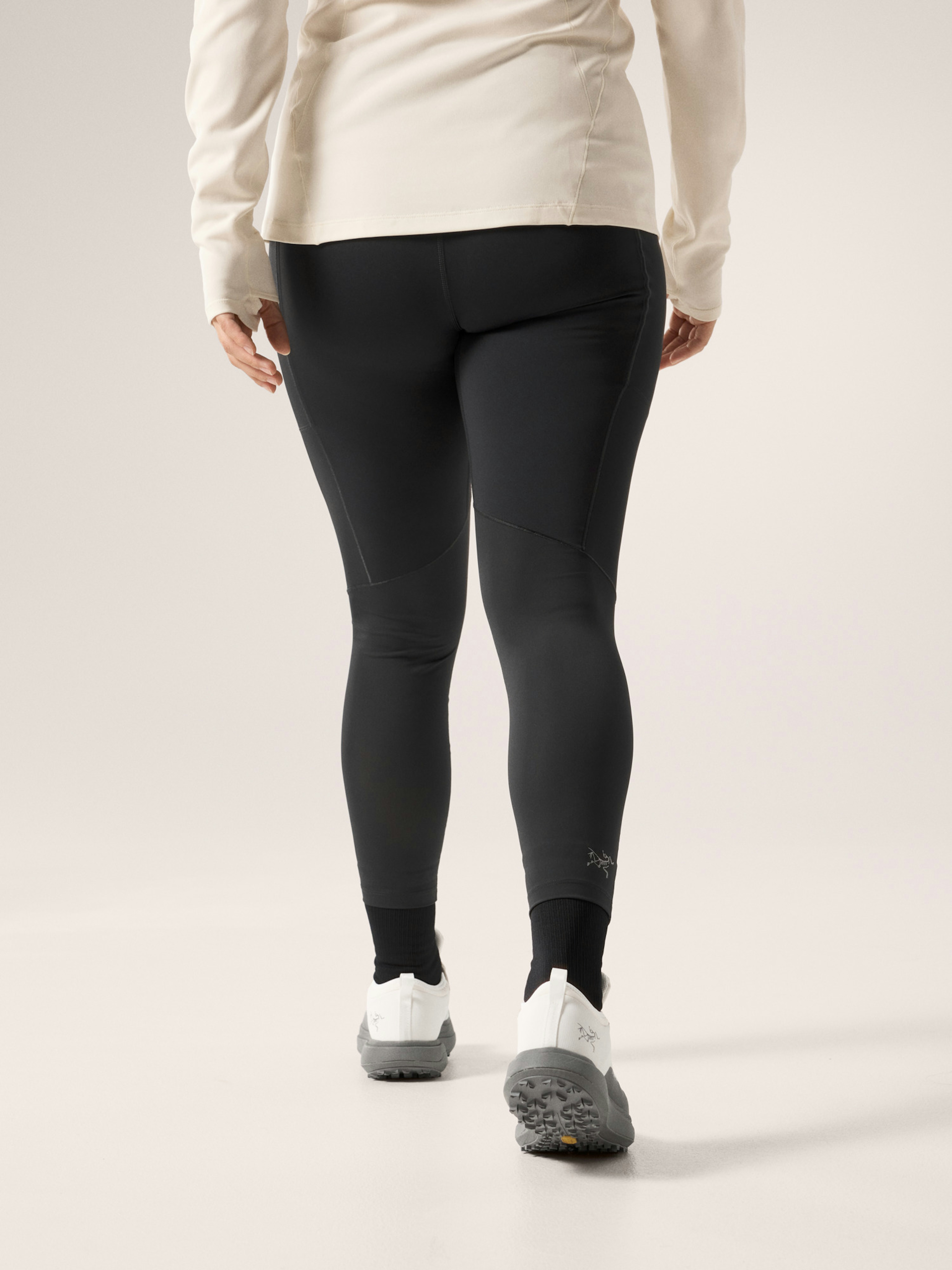 Essent High-Rise Utility Legging 26