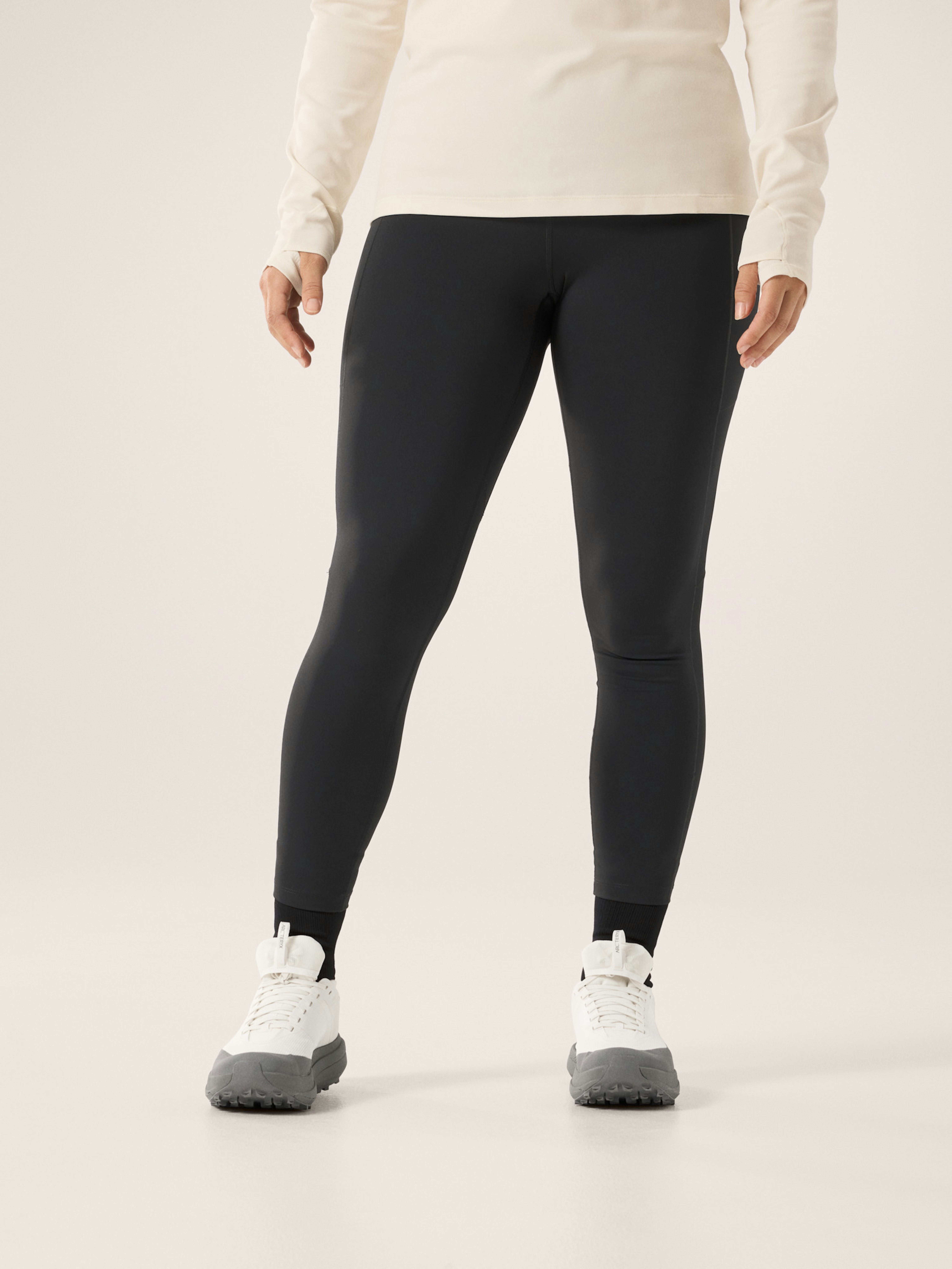 Essent High-Rise Utility Legging 26