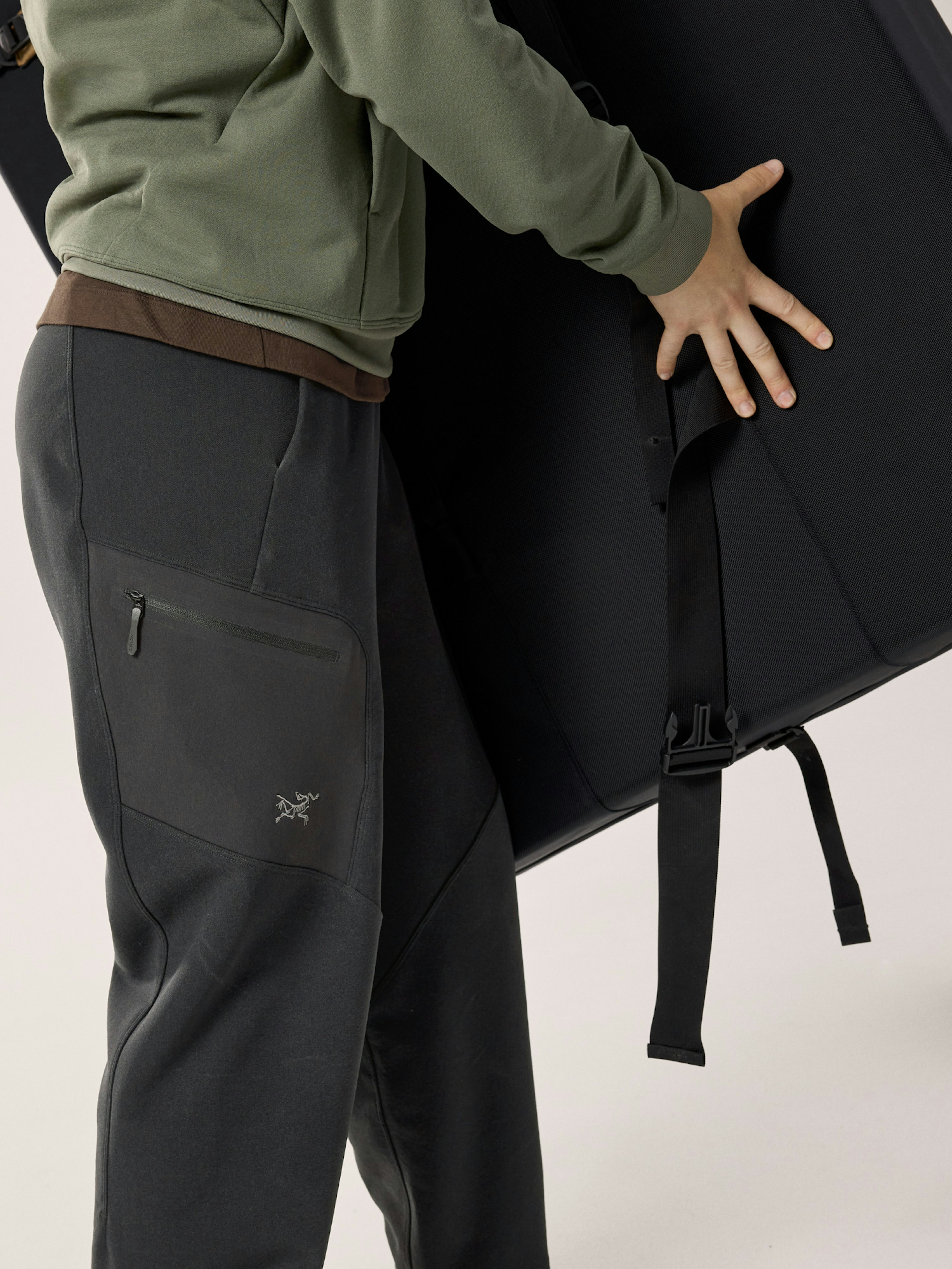 Aestas Jogger Women's