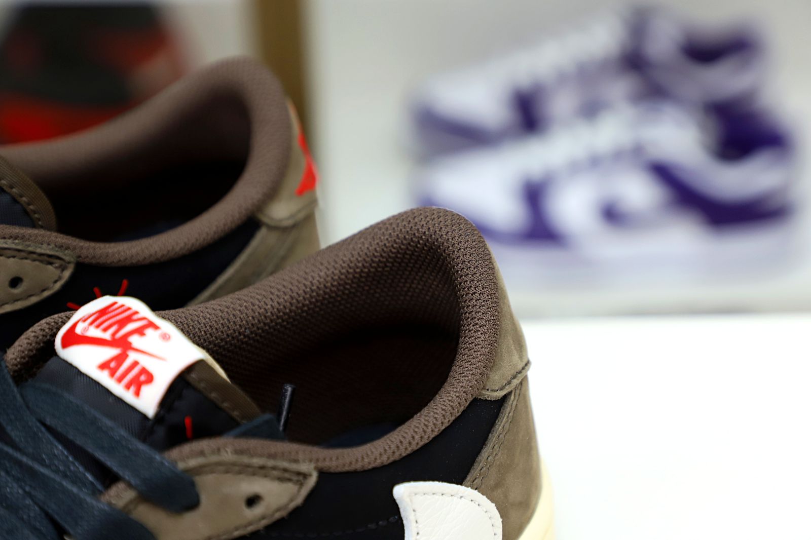 Unisex  Low OG Sneakers