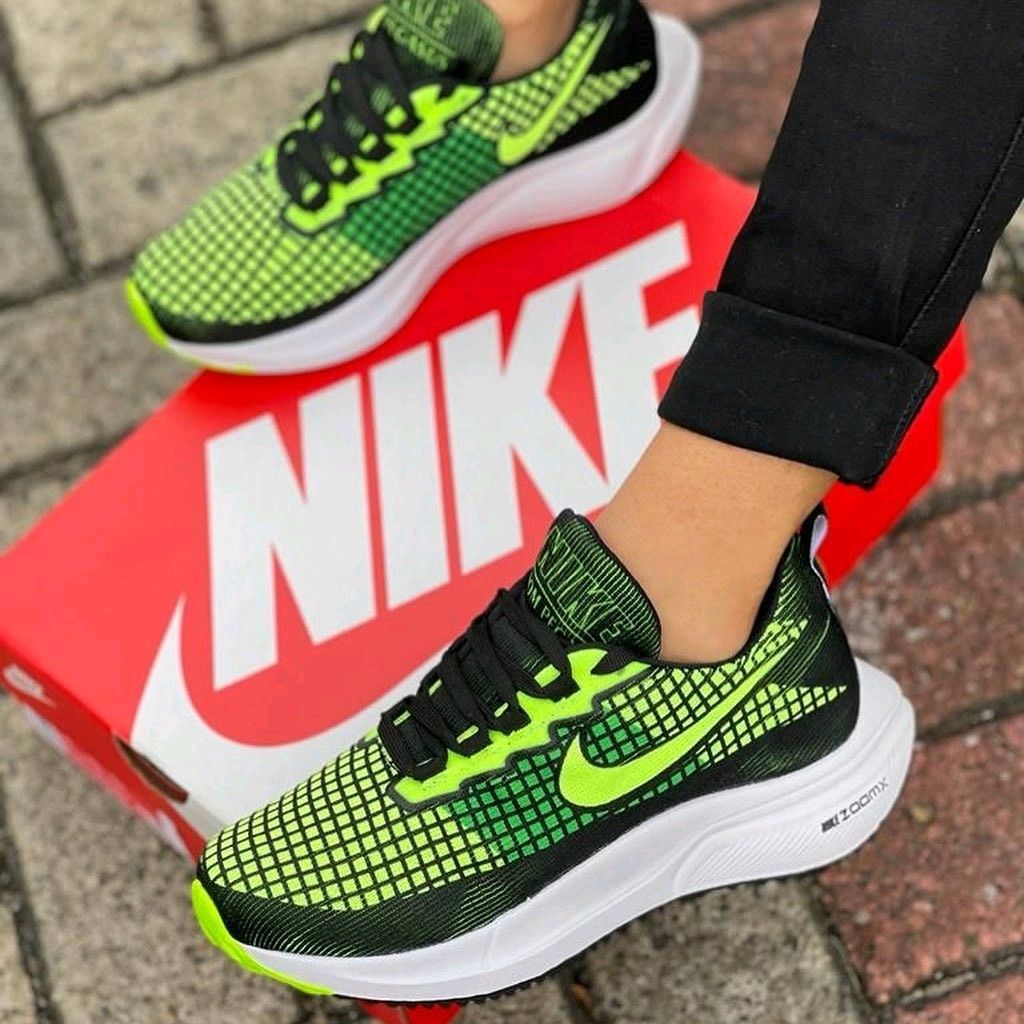 Ladies casual non-slip sneakers