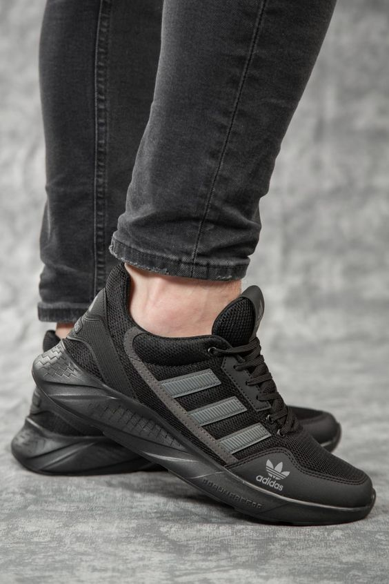 Casual running shoes