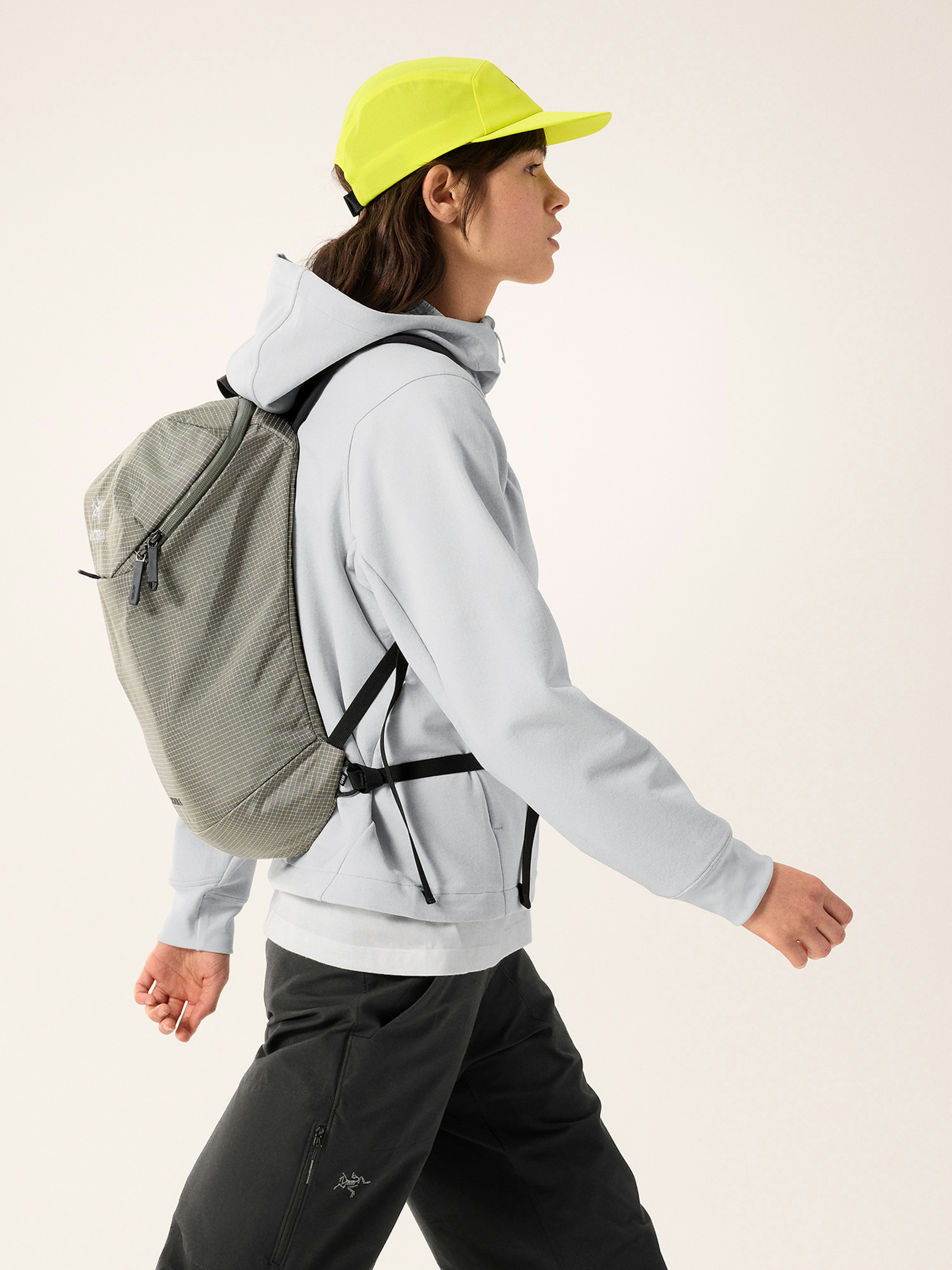 Konseal 15 Backpack