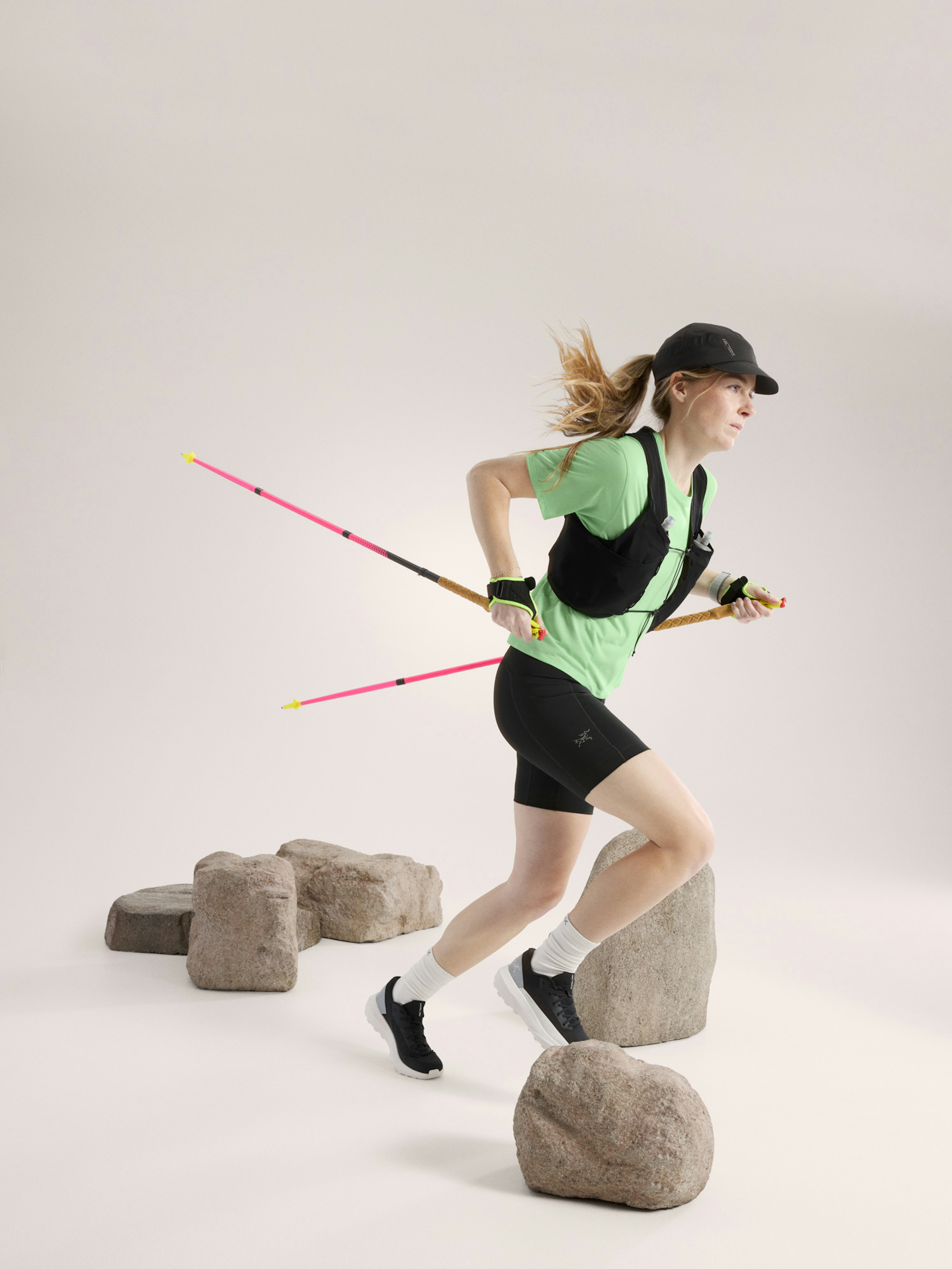 Essent High-Rise Utility Short 8