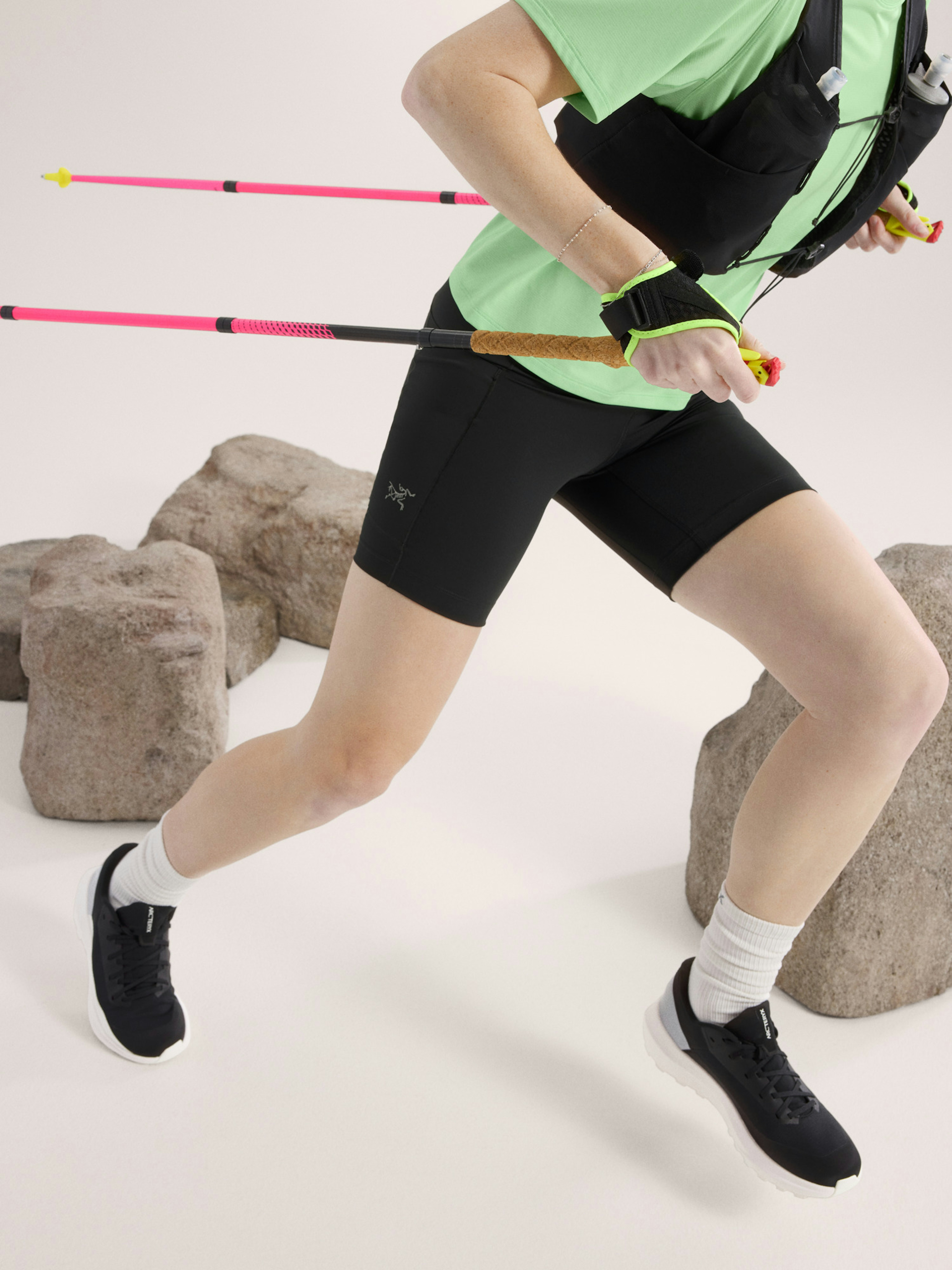 Essent High-Rise Utility Short 8