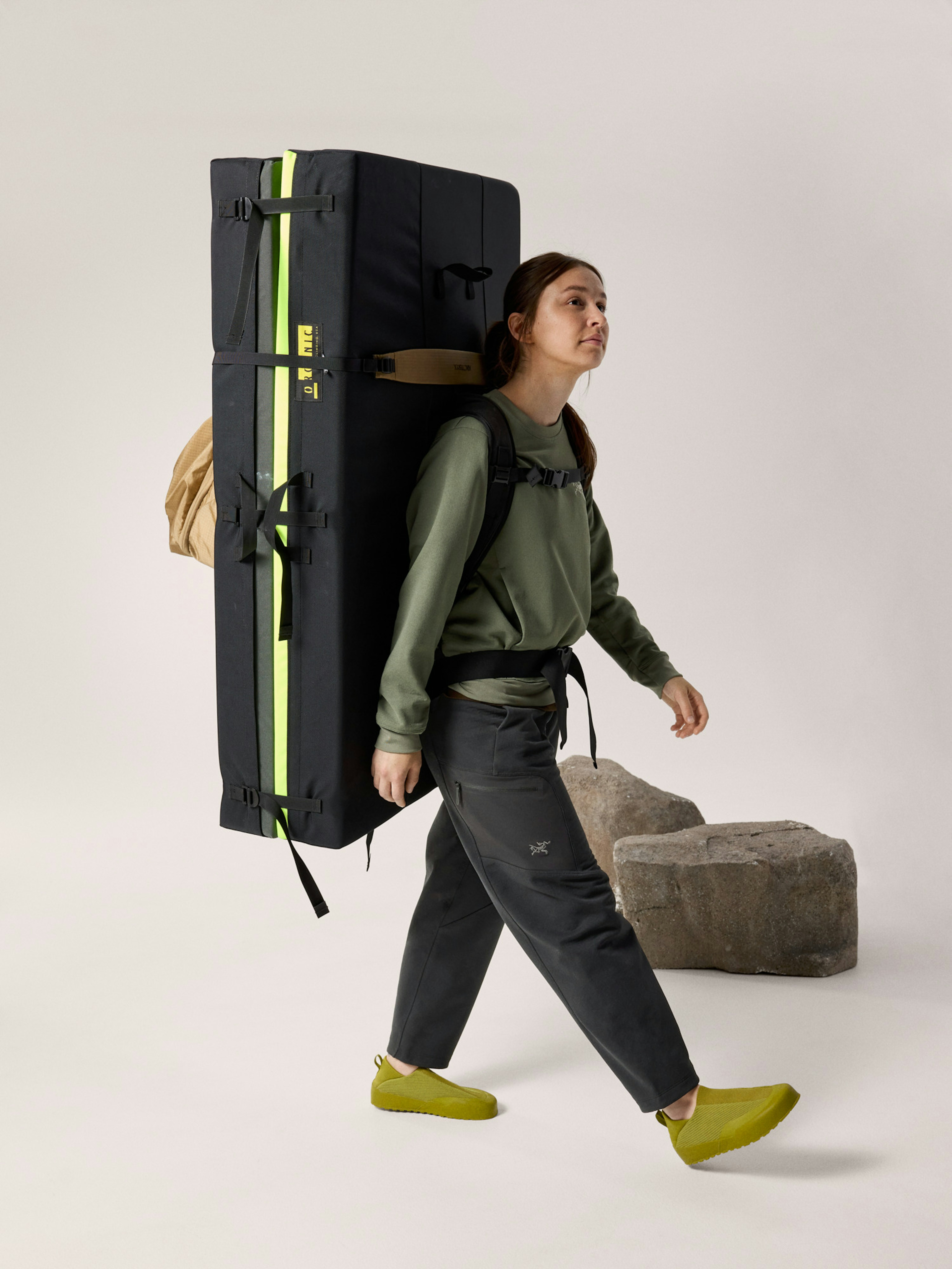 Aestas Jogger Women's