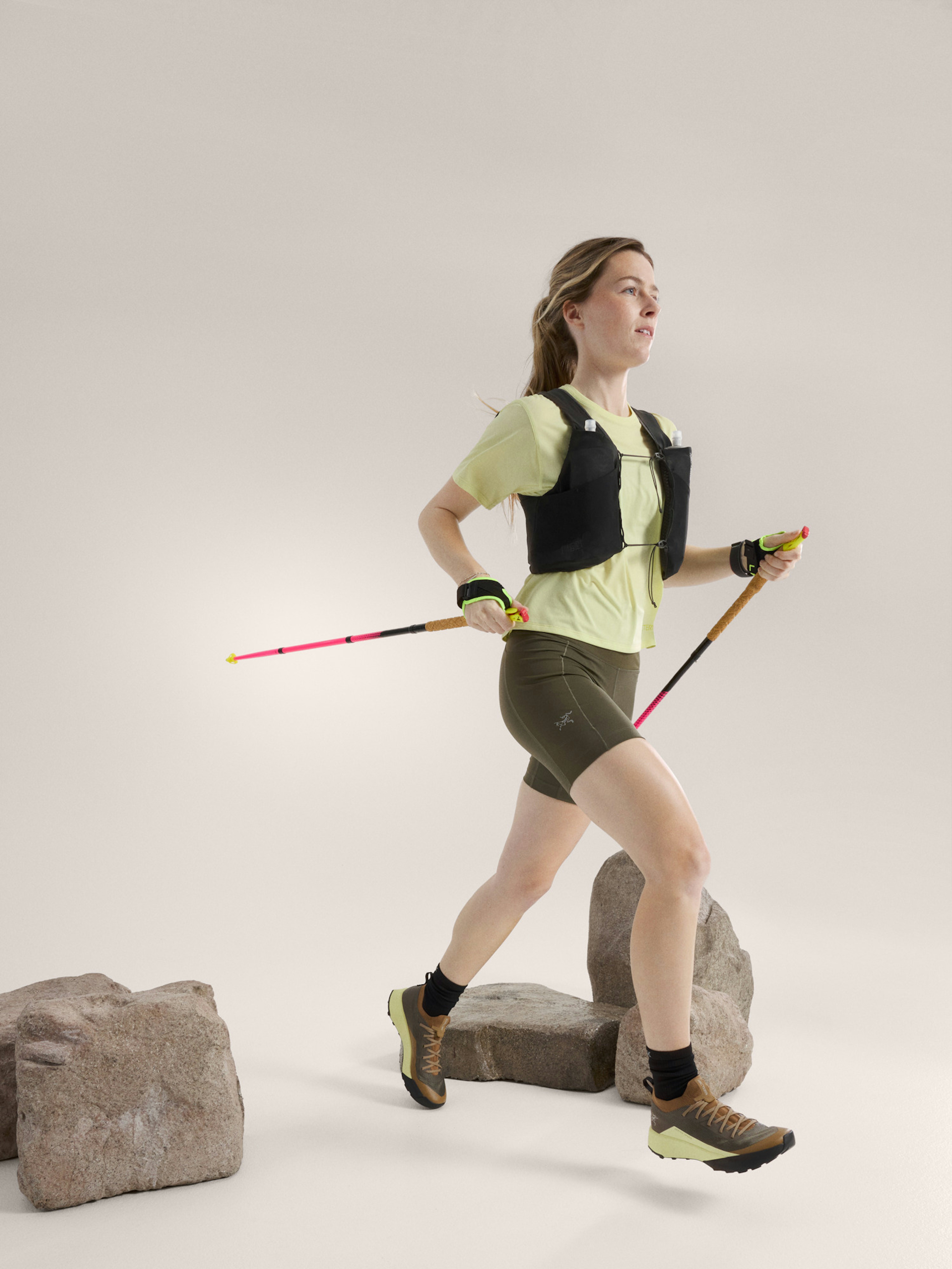 Essent High-Rise Utility Short 8