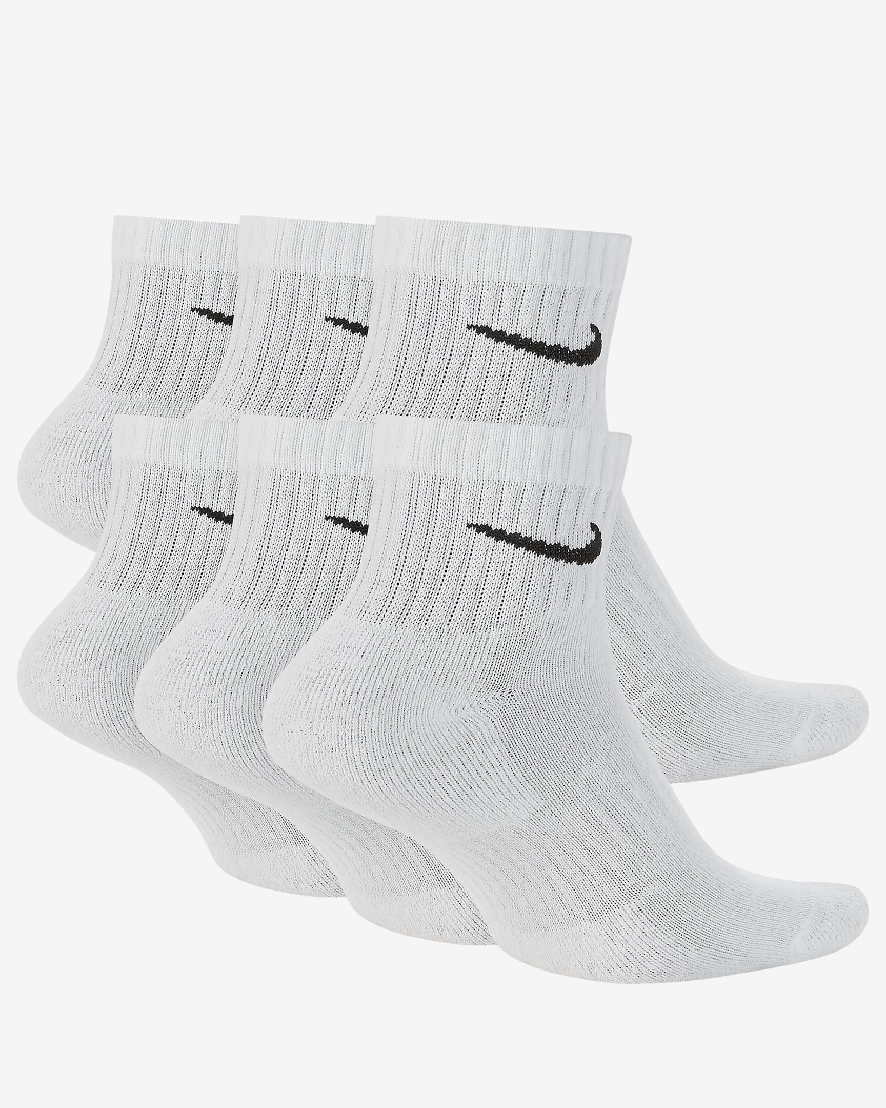 Socks (three pairs/6 pairs)