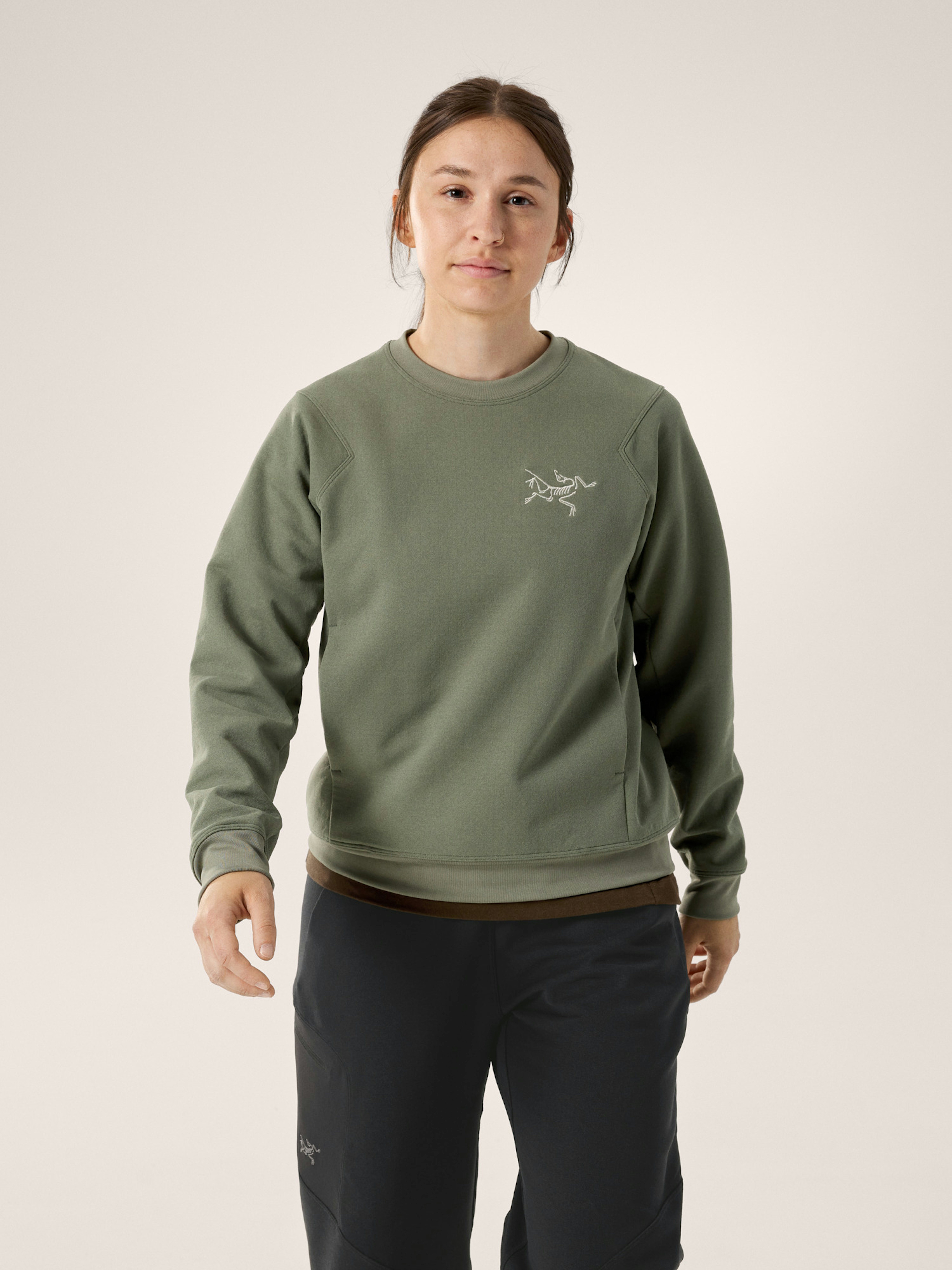 Aestas Crew Neck Pullover Women's
