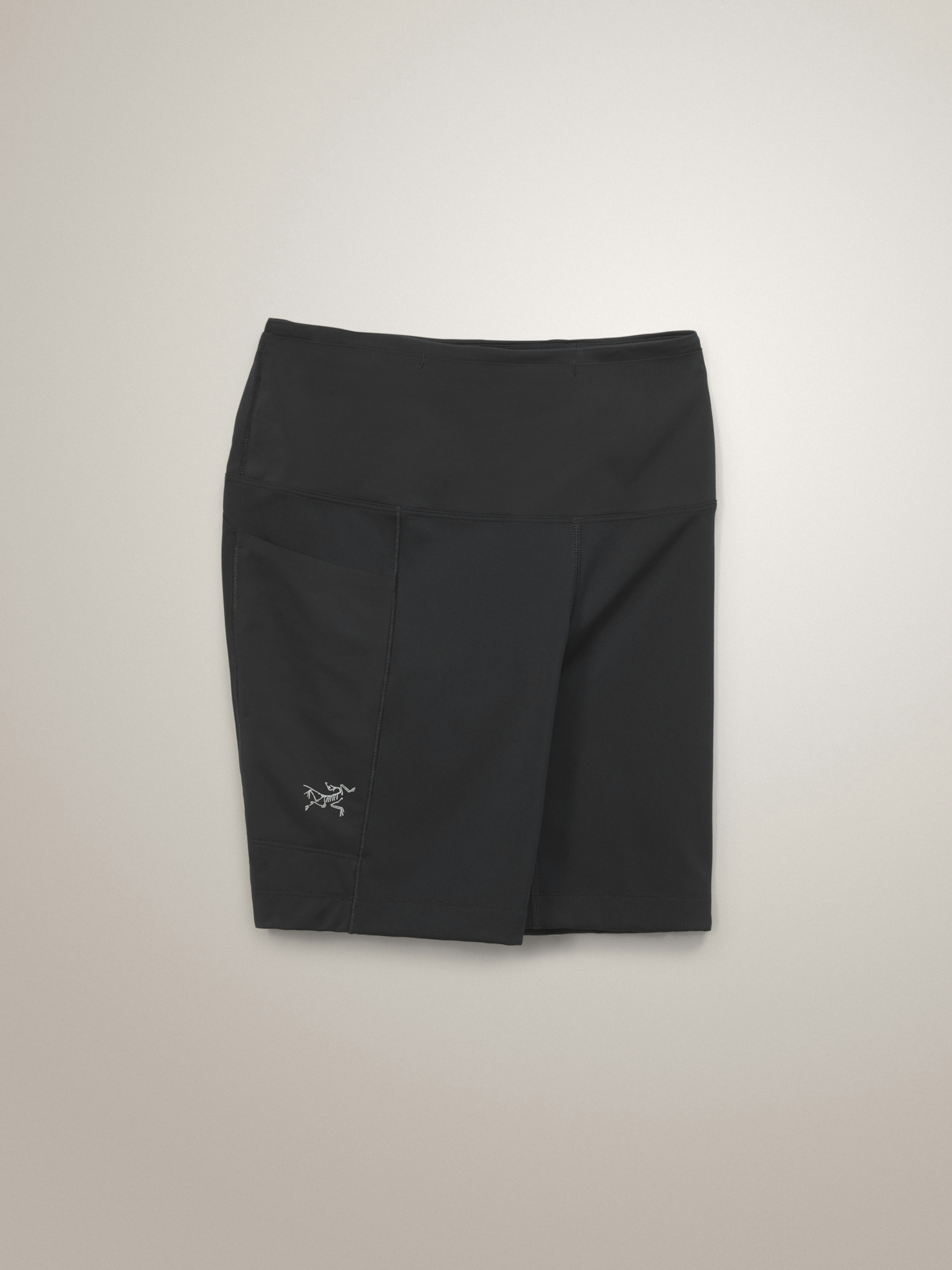 Essent High-Rise Utility Short 8