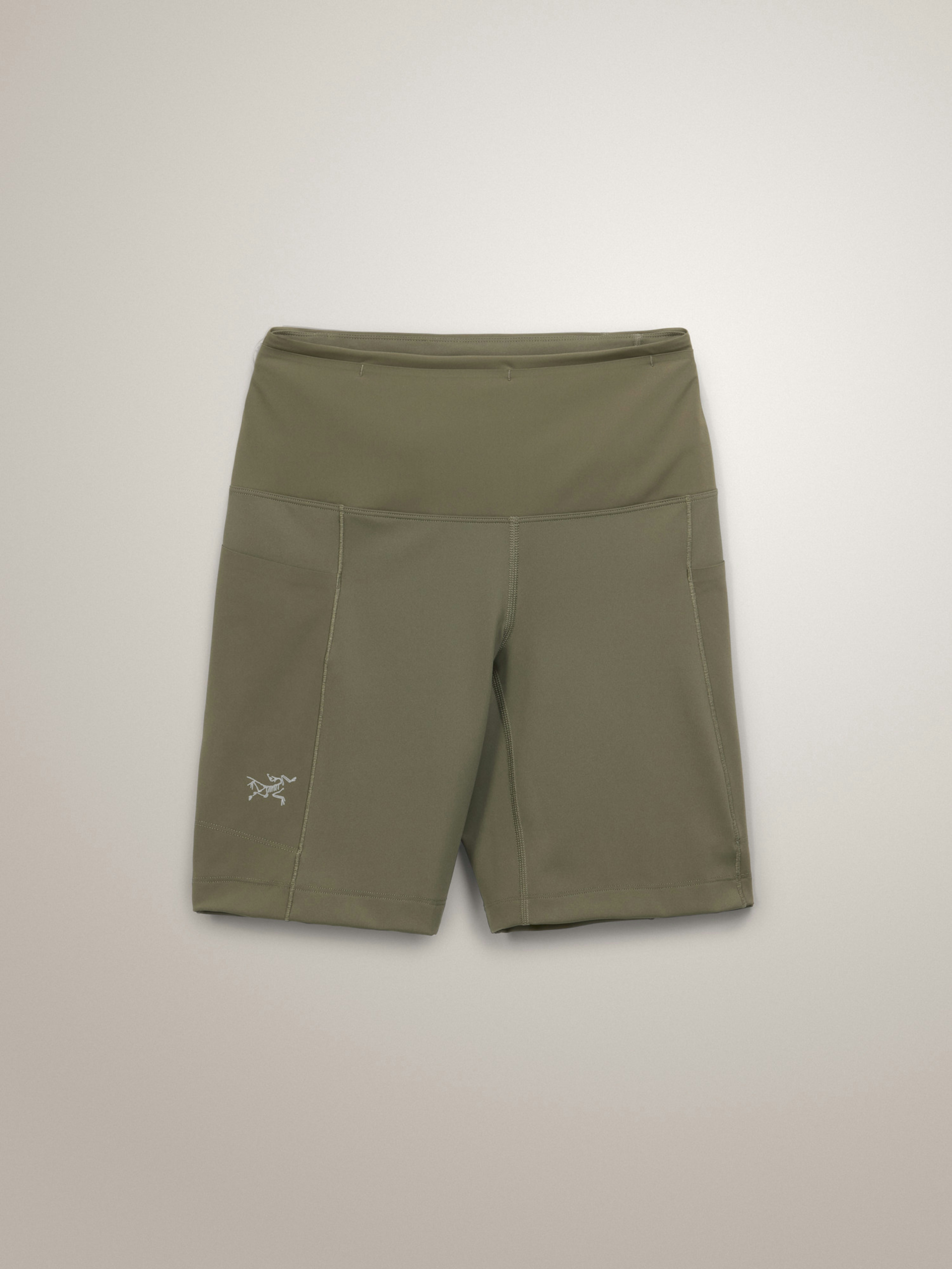 Essent High-Rise Utility Short 8