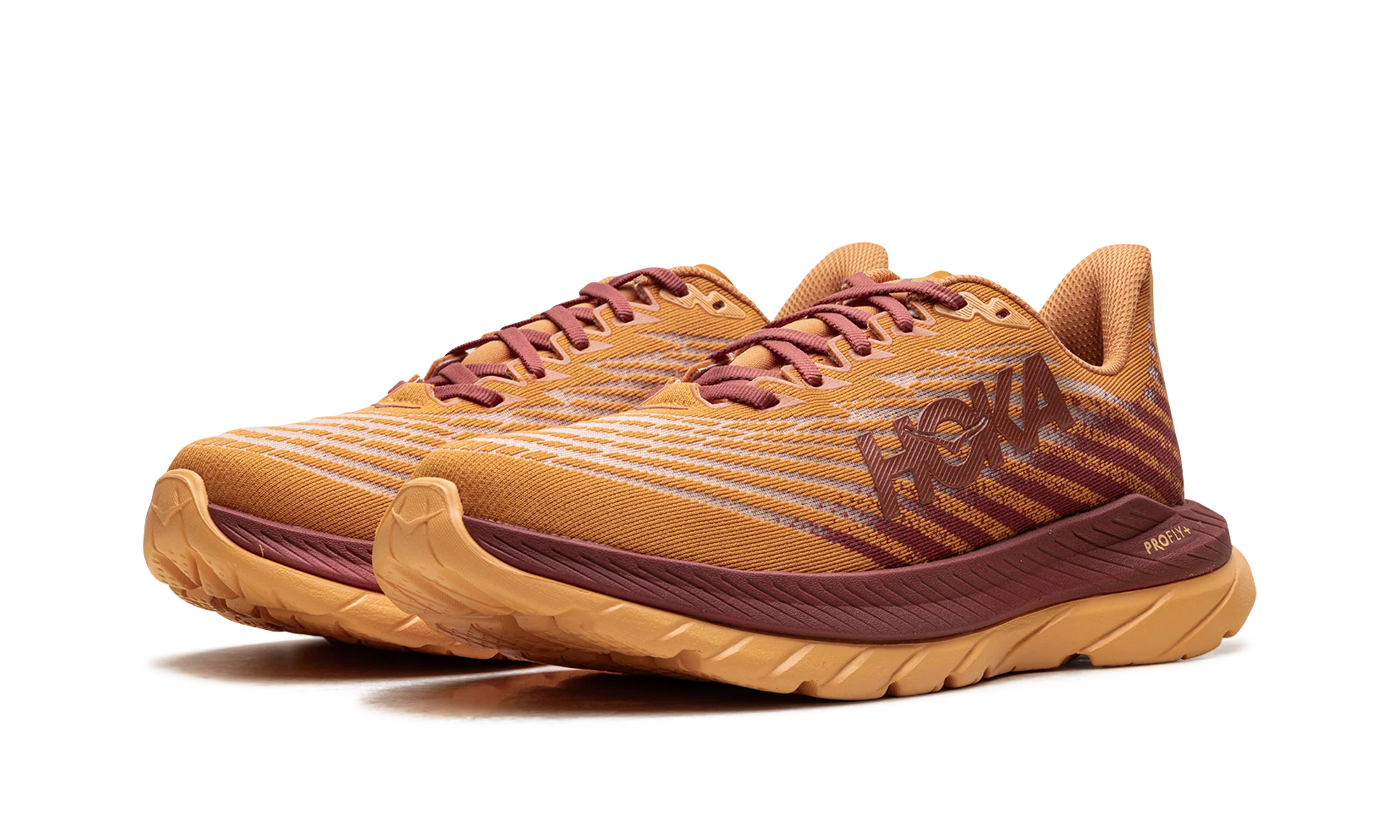 ONE HOKA Mach 5 