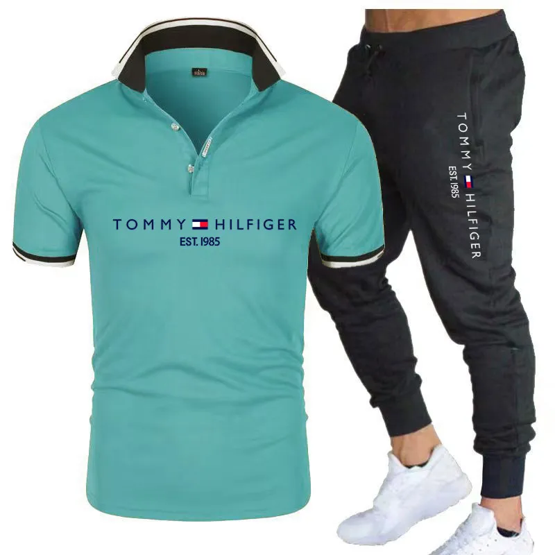 Stilingas vyriškas sportinis kostiumas. viršus + kelnės