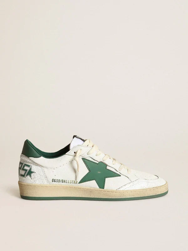 Ball Star in white nappa leather with a star and green laminated leather heel tab