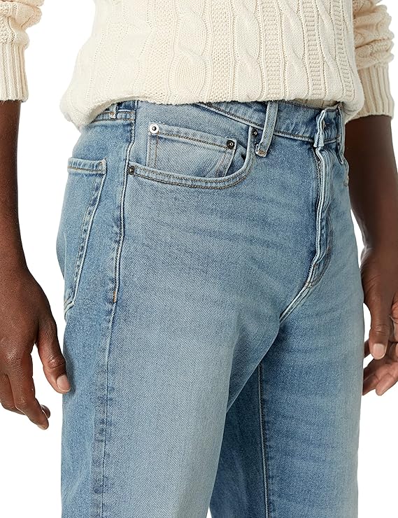 Men's straight-leg stretch jeans