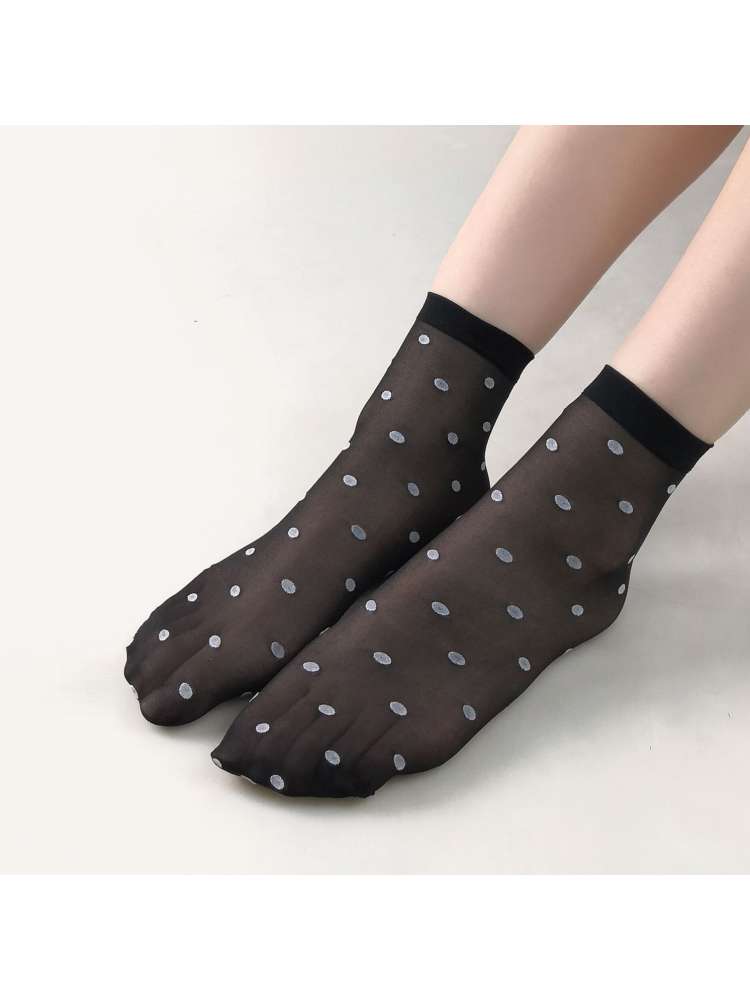 Polka Dots Jacquard Weave Crew Socks
