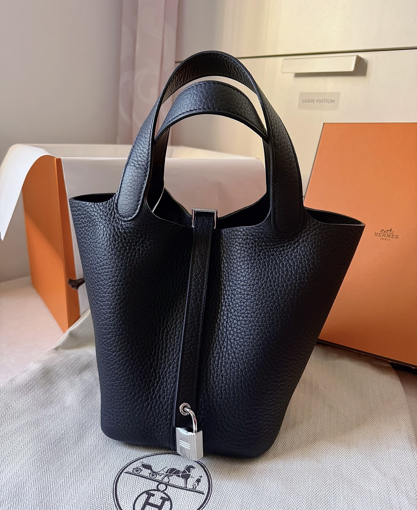 Picotin 22 custom Black - Artisantouchss