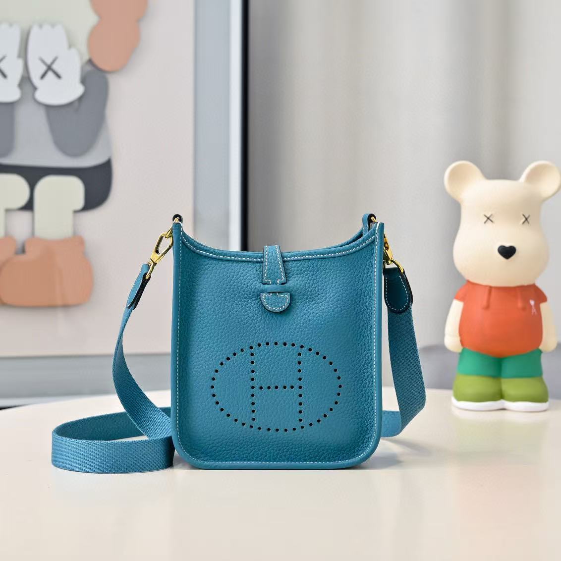 Evelyn 16-29 Custom-made - Artisantouchss