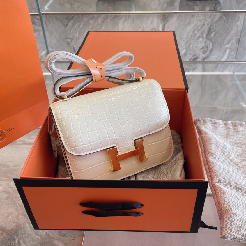 Constance Mini 19 - Artisantouchss