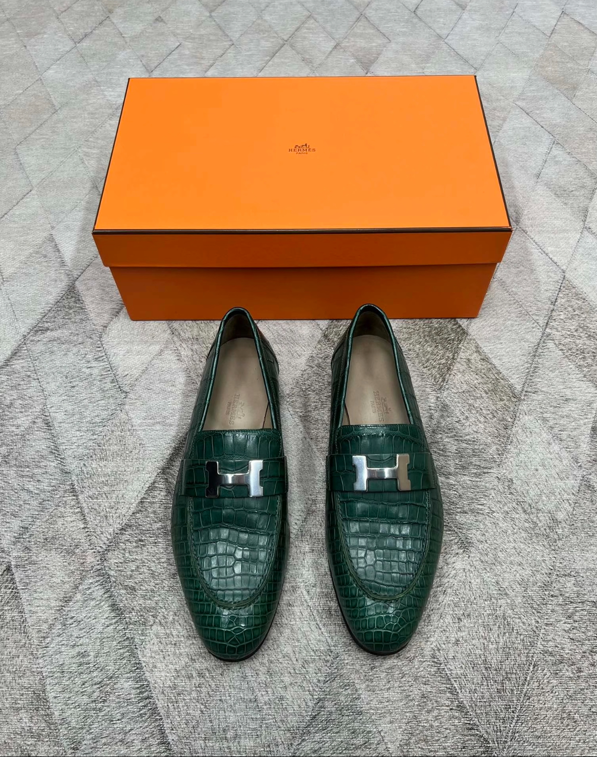 loafers emerald green crocodile leather custom - Artisantouchss