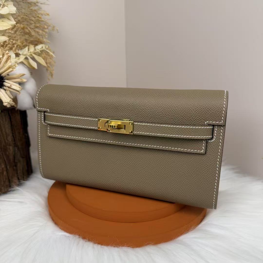 Kelly wallet Custom-made - Artisantouchss