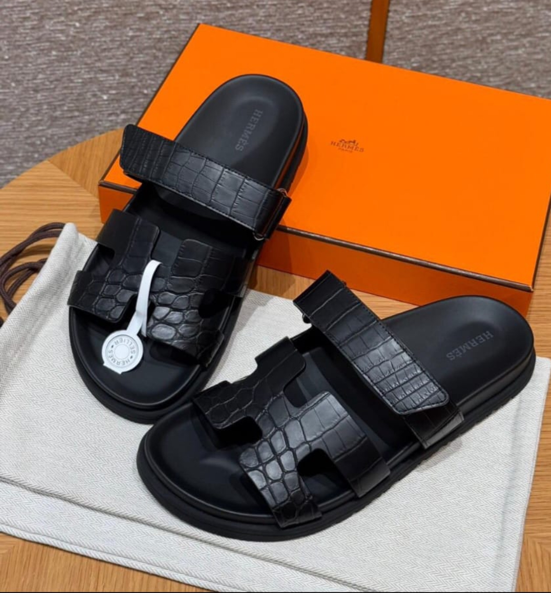 black crocodile leather slippers - Artisantouchss