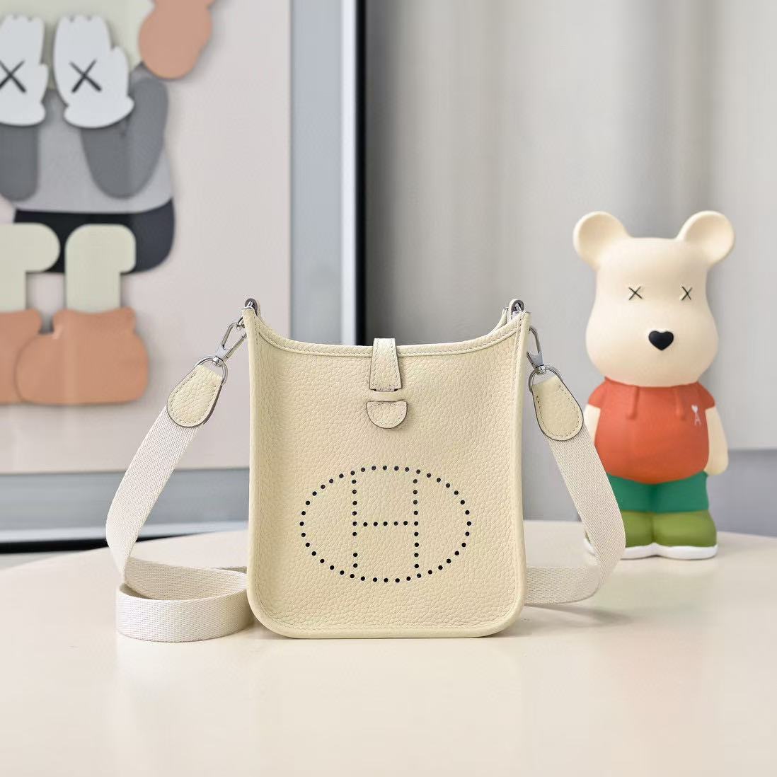 Evelyn 16-29 Custom-made - Artisantouchss