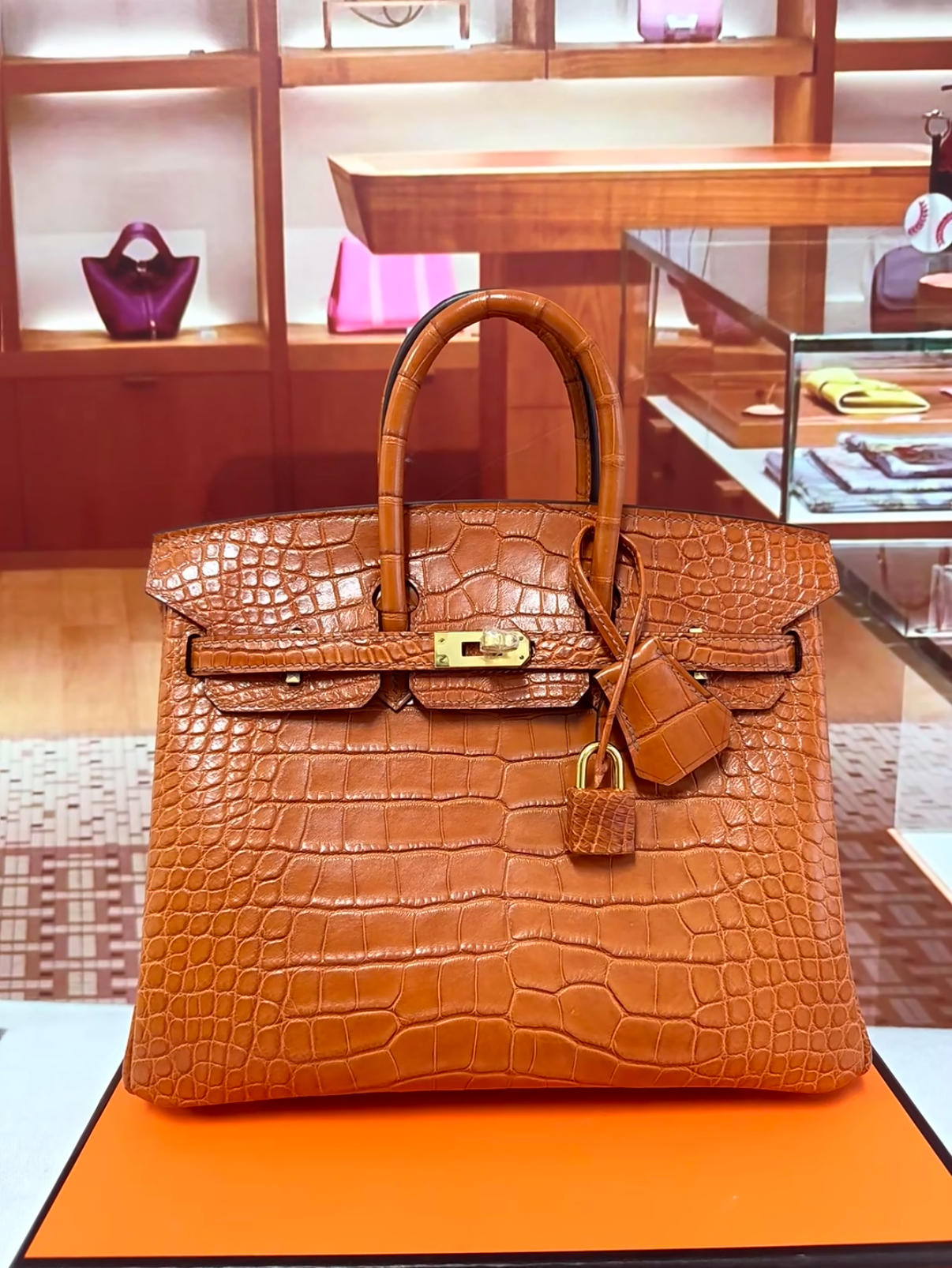 Birkin 25-35 gold-brown matte crocodile leather Custom - Artisantouchss