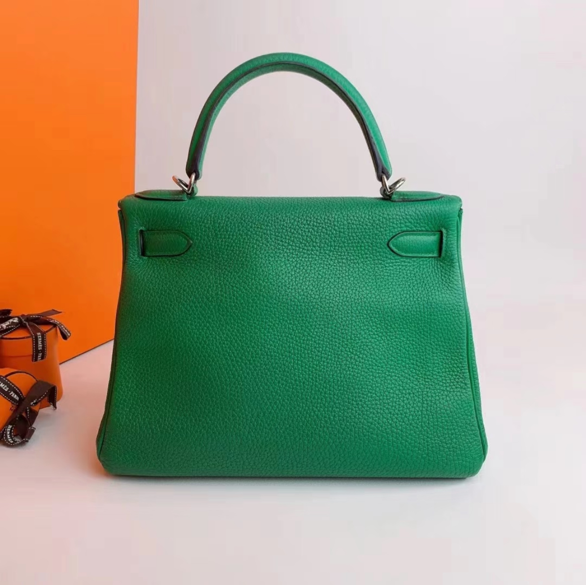 Kelly 28 Vert Comics Silver Buckle Custom - Artisantouchss