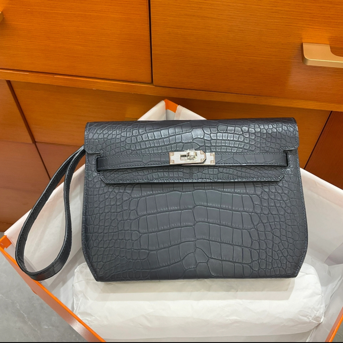 Kelly Depeches 25 American crocodile leather  ♦️Graphite Gray - Artisantouchss