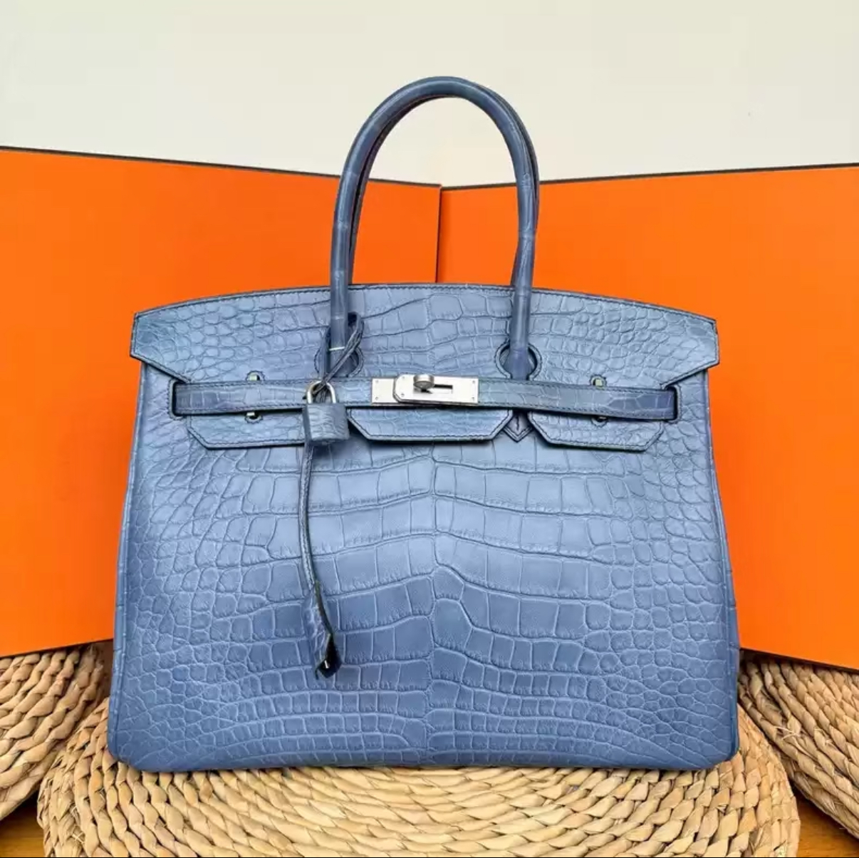Birkin 25-30 Misty Blue Crocodile Leather - Artisantouchss