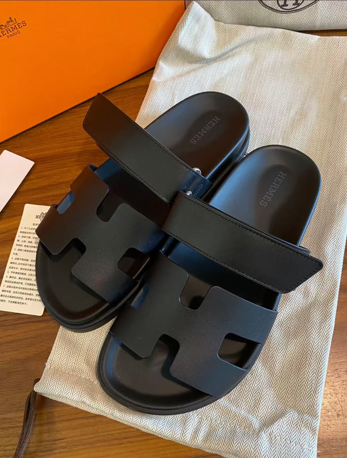 Men's slippers black - Artisantouchss