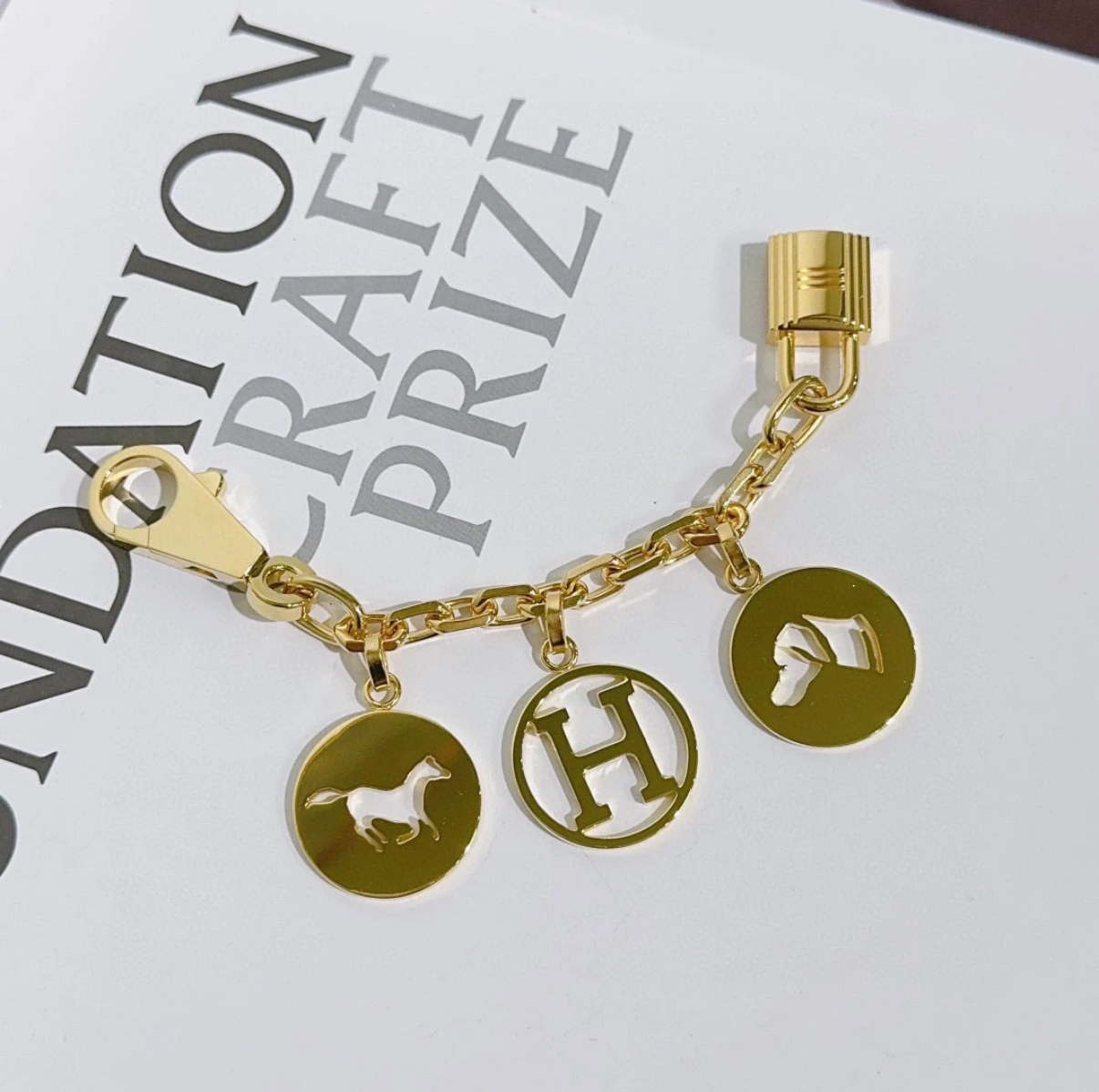 OLGA pendant - Artisantouchss