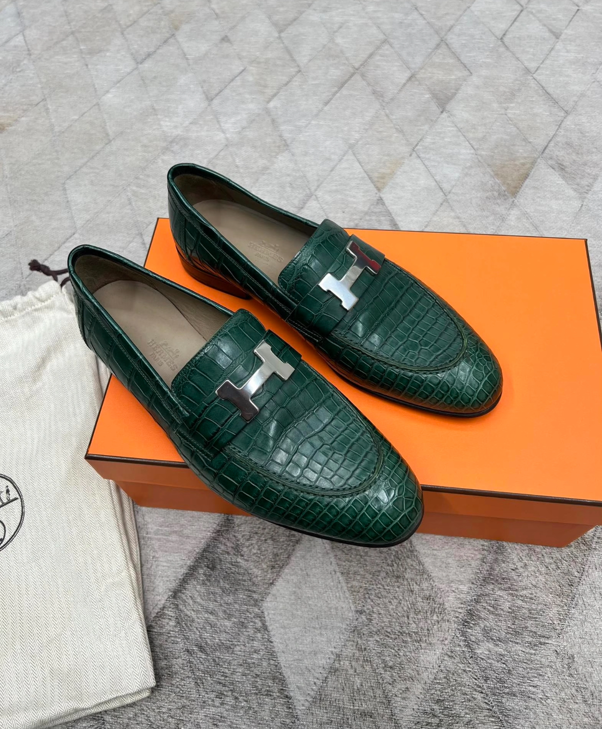 loafers emerald green crocodile leather custom - Artisantouchss