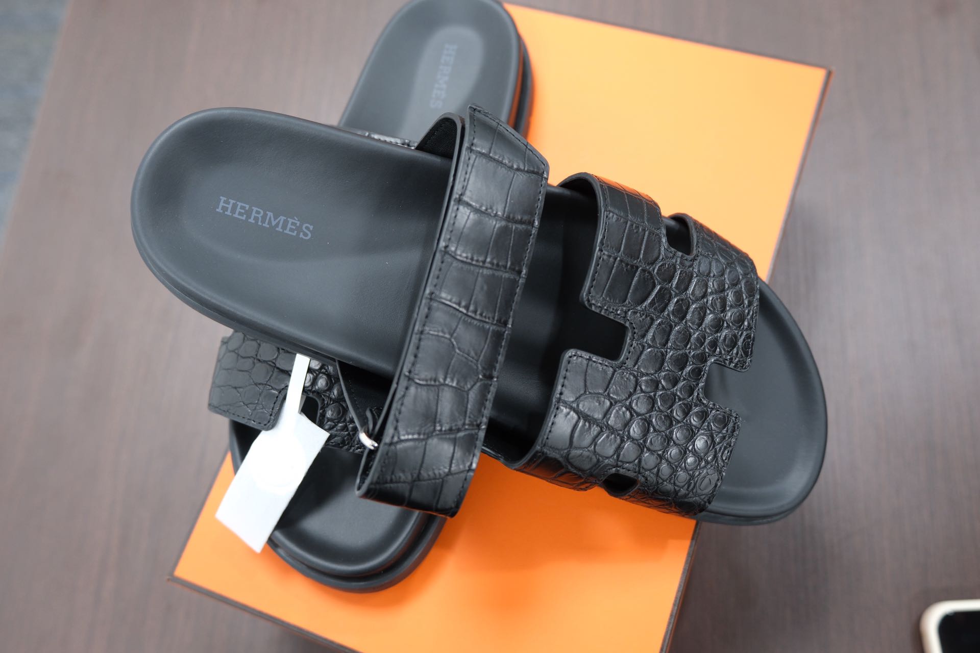 Black crocodile leather slippers, size 44, limited-time special offer, in stock. - Artisantouchss