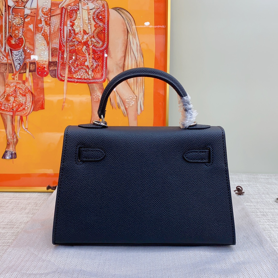 Kelly2 Mini 19 - Artisantouchss