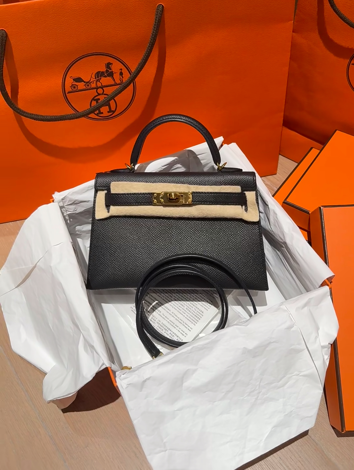 Kelly Mini 2 Black Gold Buckle Epsom Custom - Artisantouchss