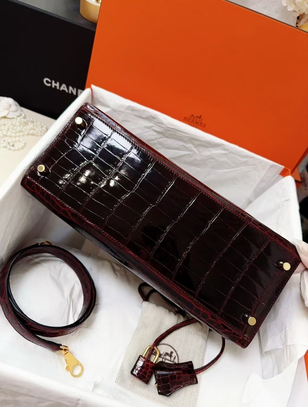 Kelly 28 Bordeaux Red crocodile leather - Artisantouchss