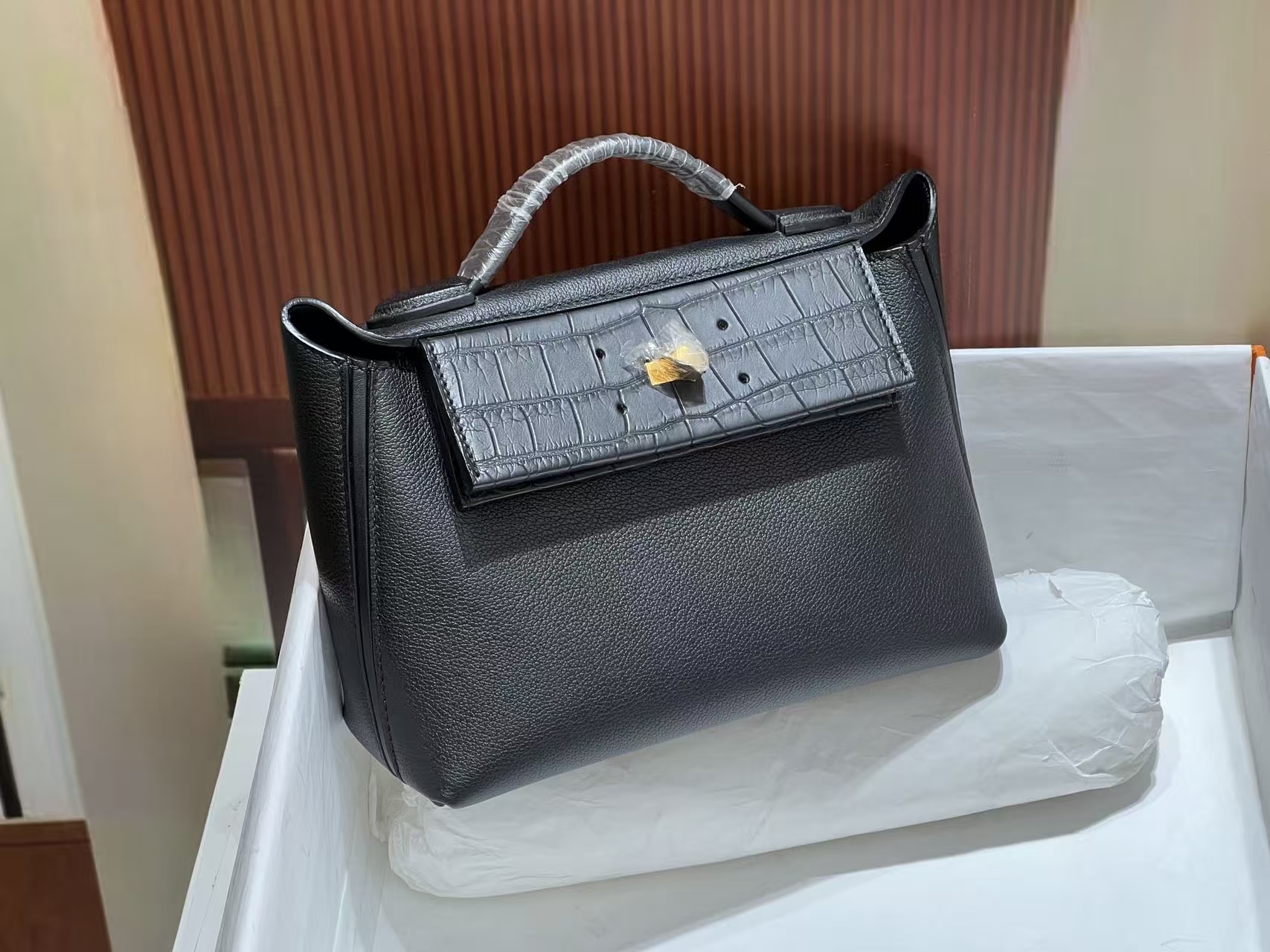 Crocodile leather patchwork cowhide 2424 Black gold buckle - Artisantouchss