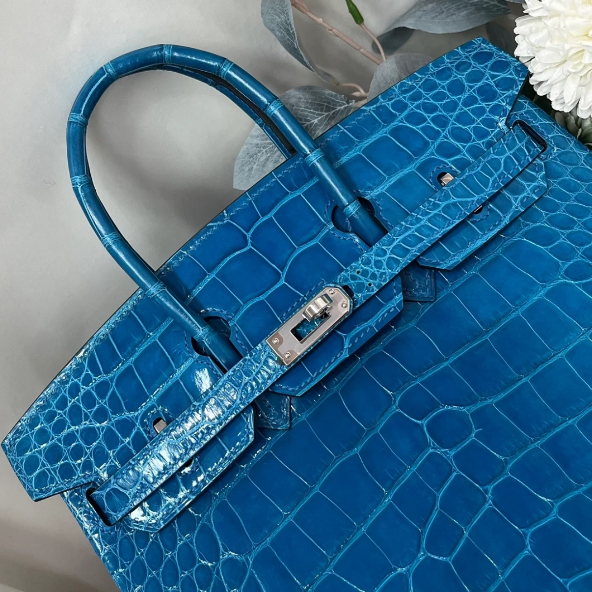 Brikin 25-30 Izmir Blue Shiny Crocodile Leather - Artisantouchss