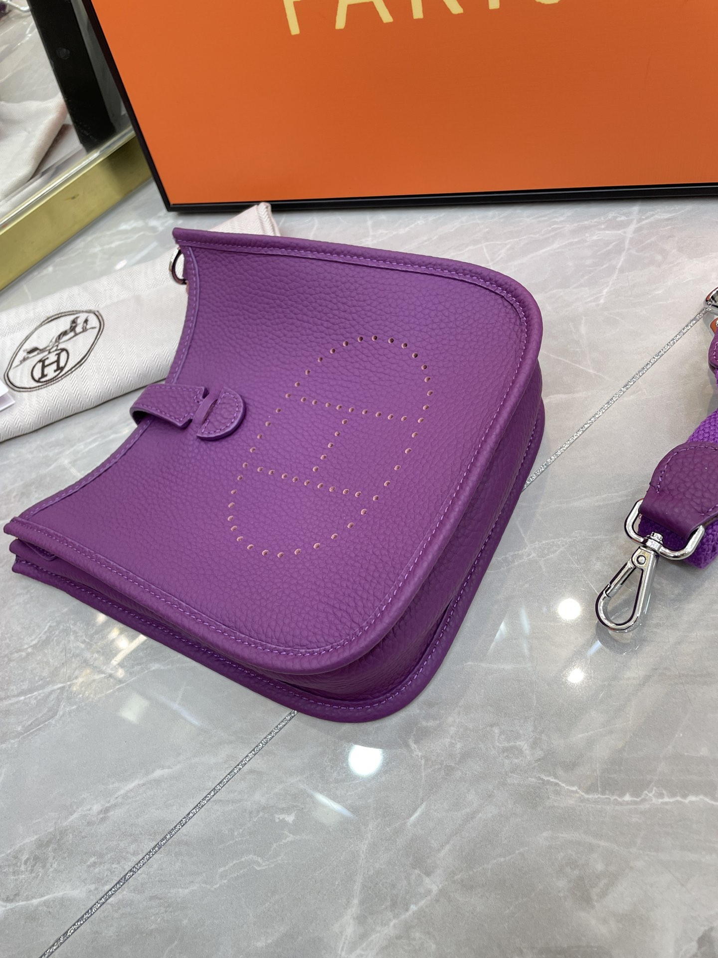 Evelyn 16-19 custom - Artisantouchss