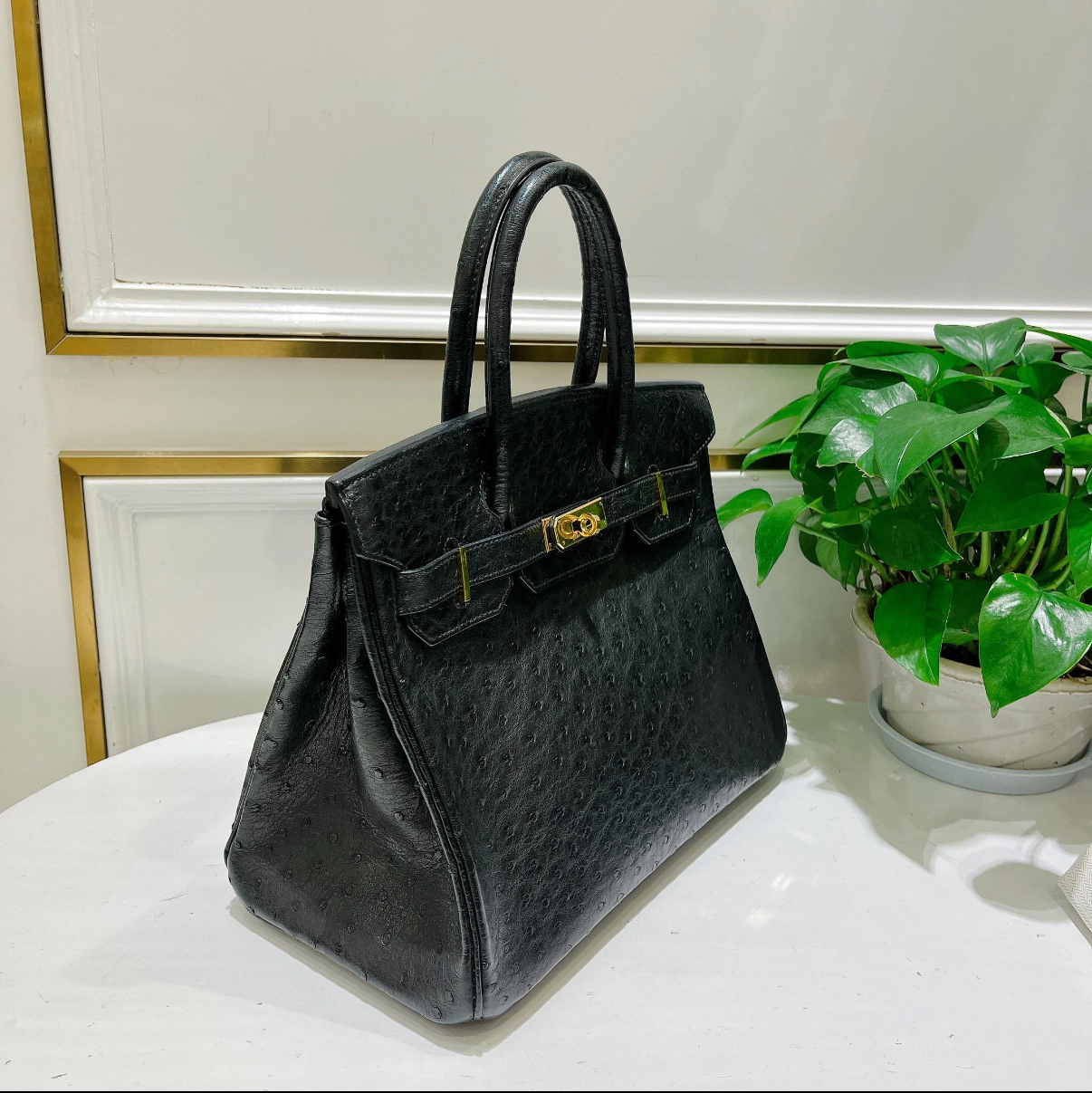 Birkin 25-35 Black Ostrich Leather with Gold Buckle - Artisantouchss