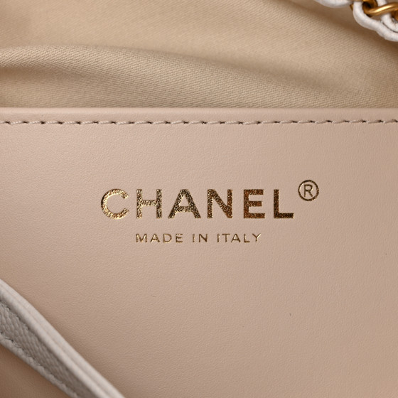 Caviar Quilted Medium Chanel 25 Handbag White