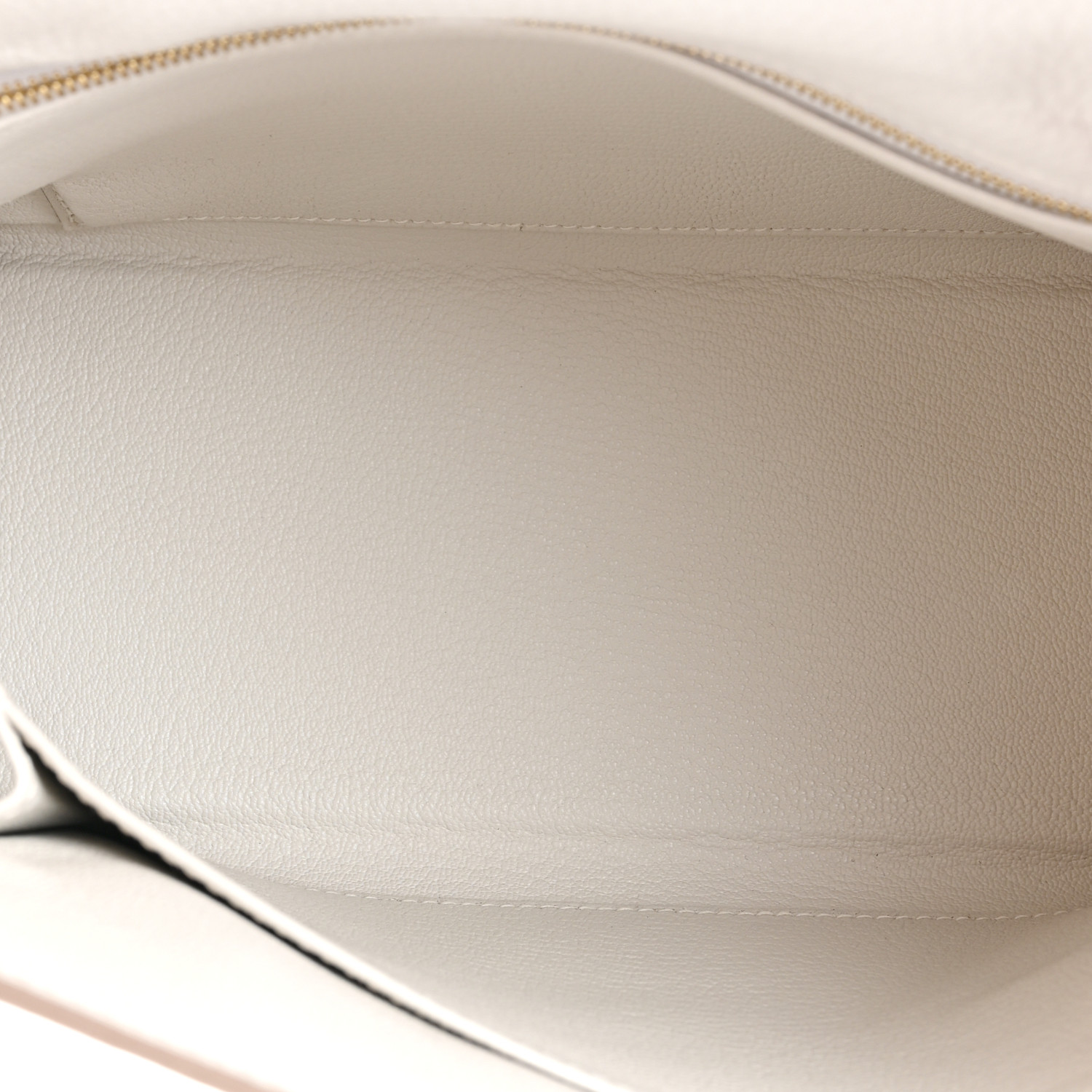 Togo Kelly Retourne 25 Gris Pale