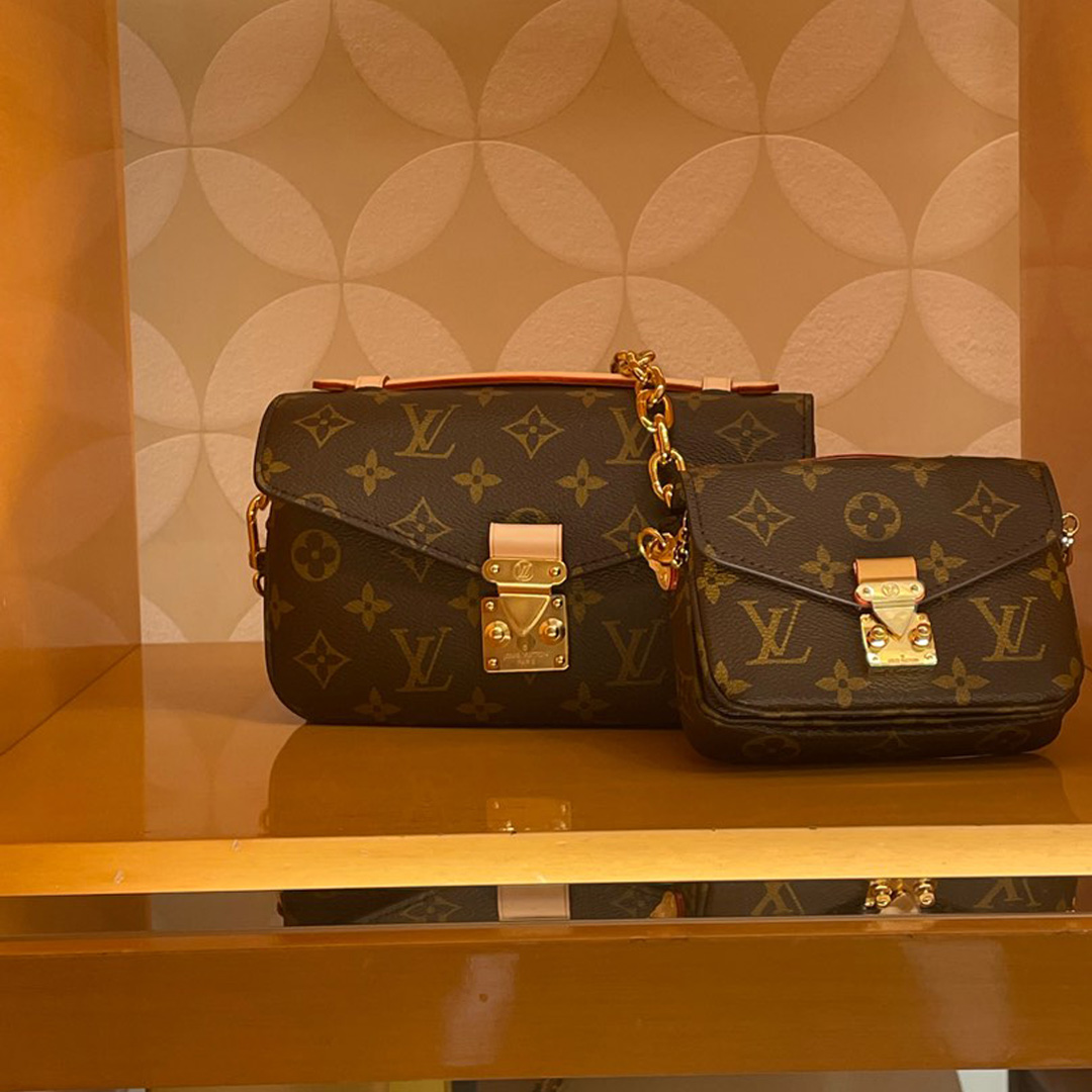 M46279 POCHETTE MéTIS EAST WEST