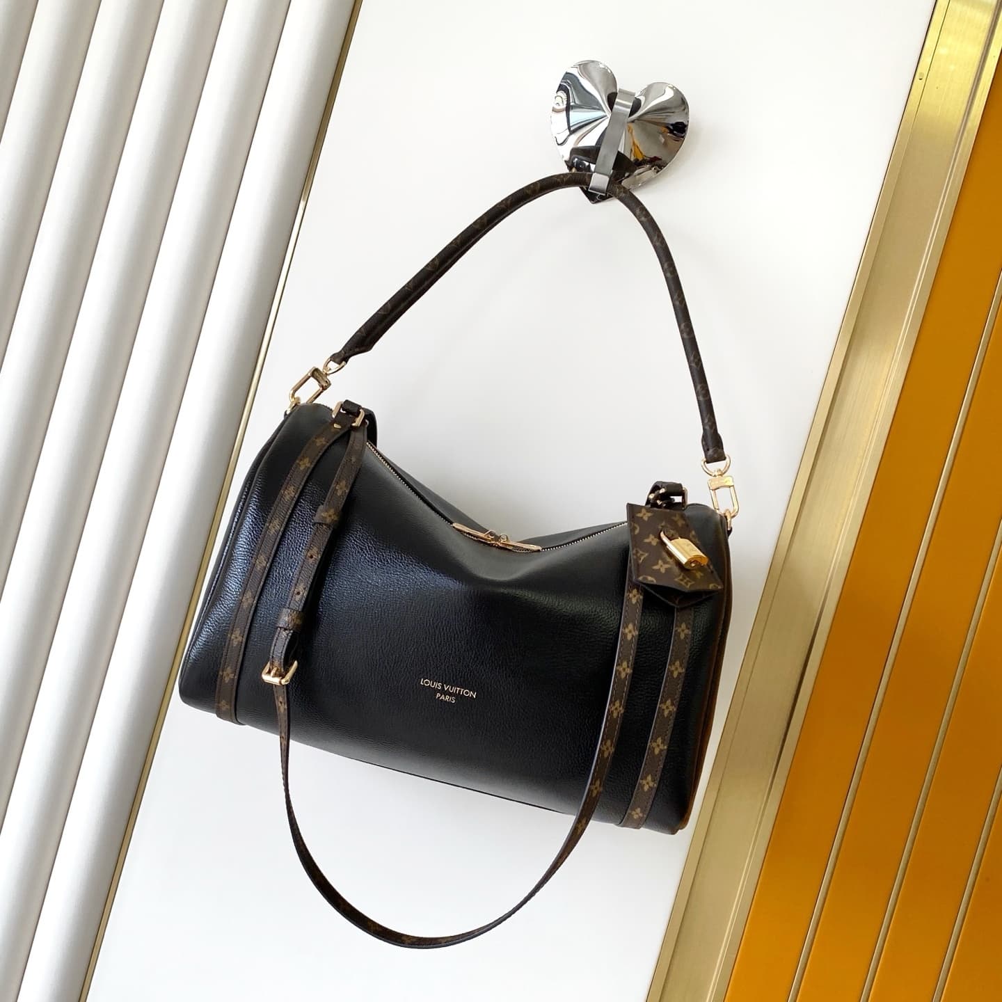 LOUIS VUITTON'S NEW BAG-EXPRESS MM