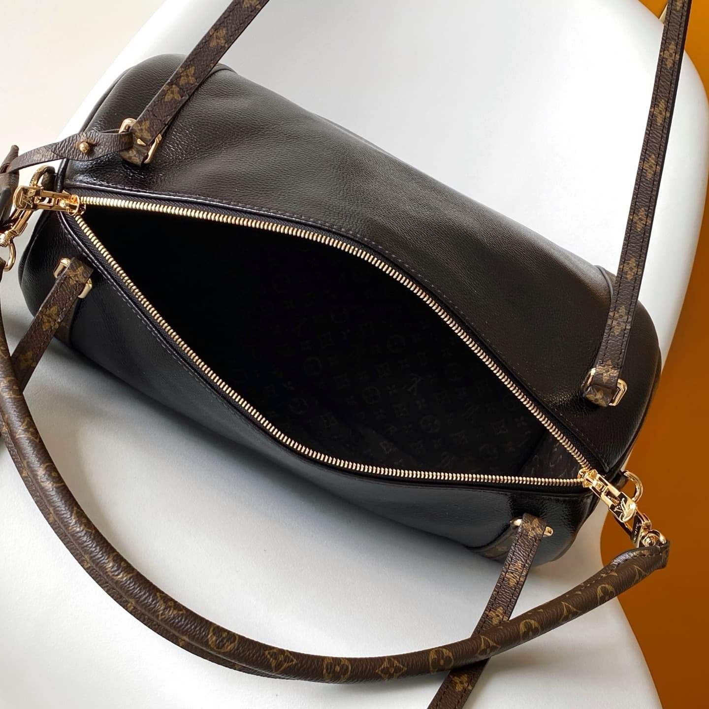 LOUIS VUITTON'S NEW BAG-EXPRESS MM